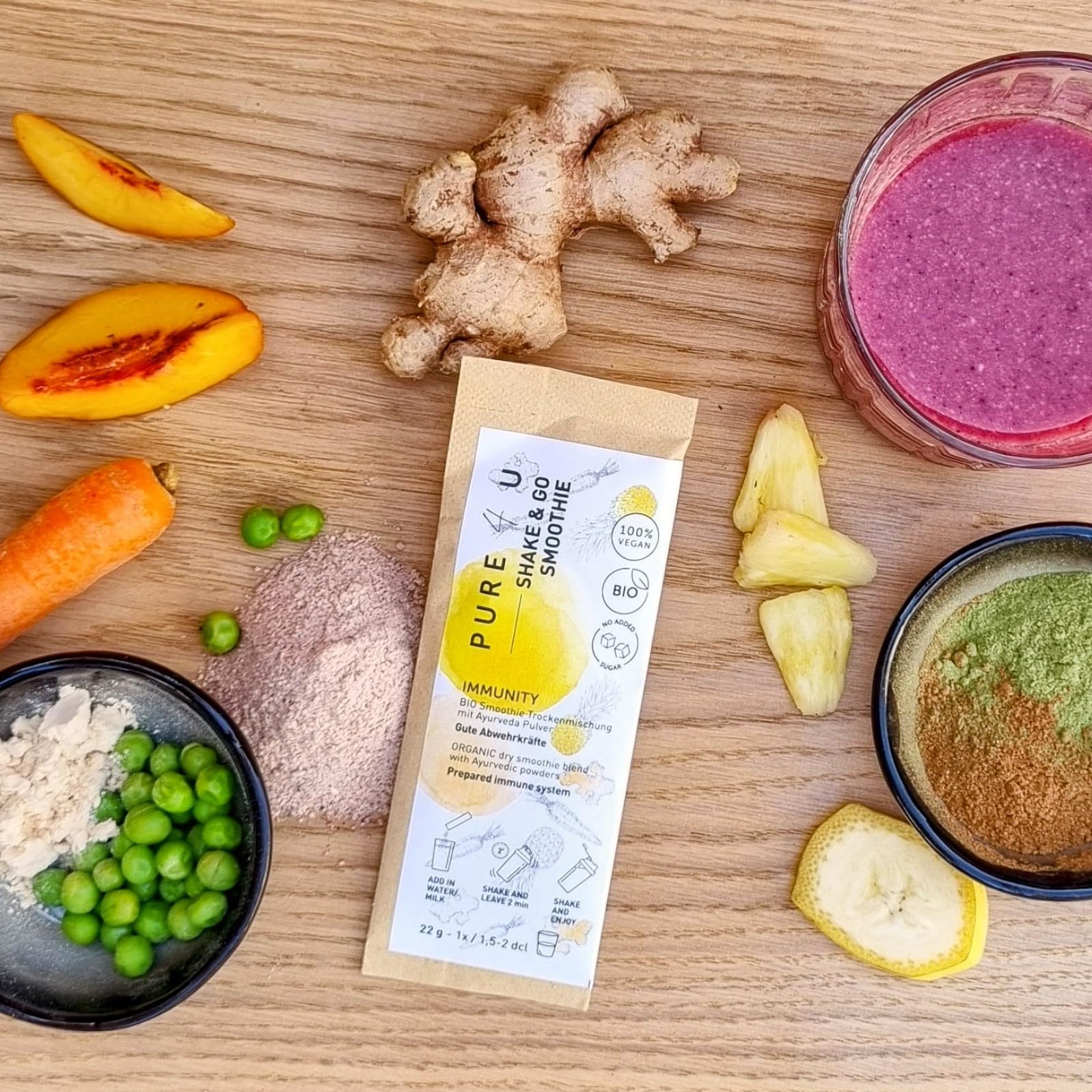 PURE4U BIO Immuno Vital Paket (4x Immunity, 4x Vitality) | 8x To Go Smoothie Shake Pulver | mit pflanzlichen Proteinen und Ayurveda | Ohne Zuckerzusatz | Leichte Zubereitung ohne Mixer