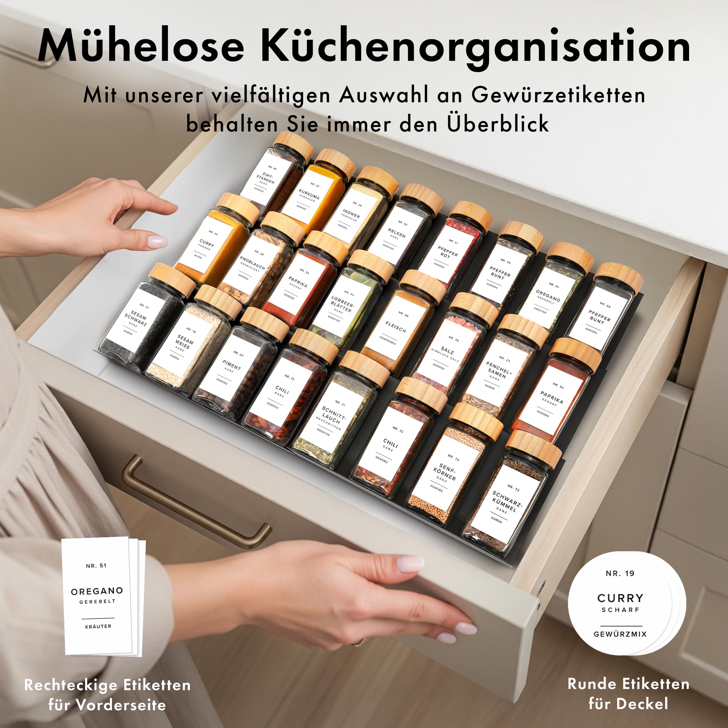 EDELHAUS Gewürzgläser Eckig Set mit Bambusdeckel (24 x 120ml) Gewürzstreuer mit Streueinsatz und 240 Etiketten Weiß - Holzdeckel Gewürzbehälter, Gewürzdosen, Gewürze organizer [11cm x 4,5cm]