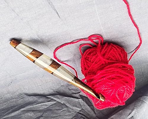 Miniatura 5 de Merit wooden craft Ganchos de ganchillo hechos a mano de resina epoxi y mezcla de madera, agujas ergonómicas de mango suave, tejido de punto, hilo