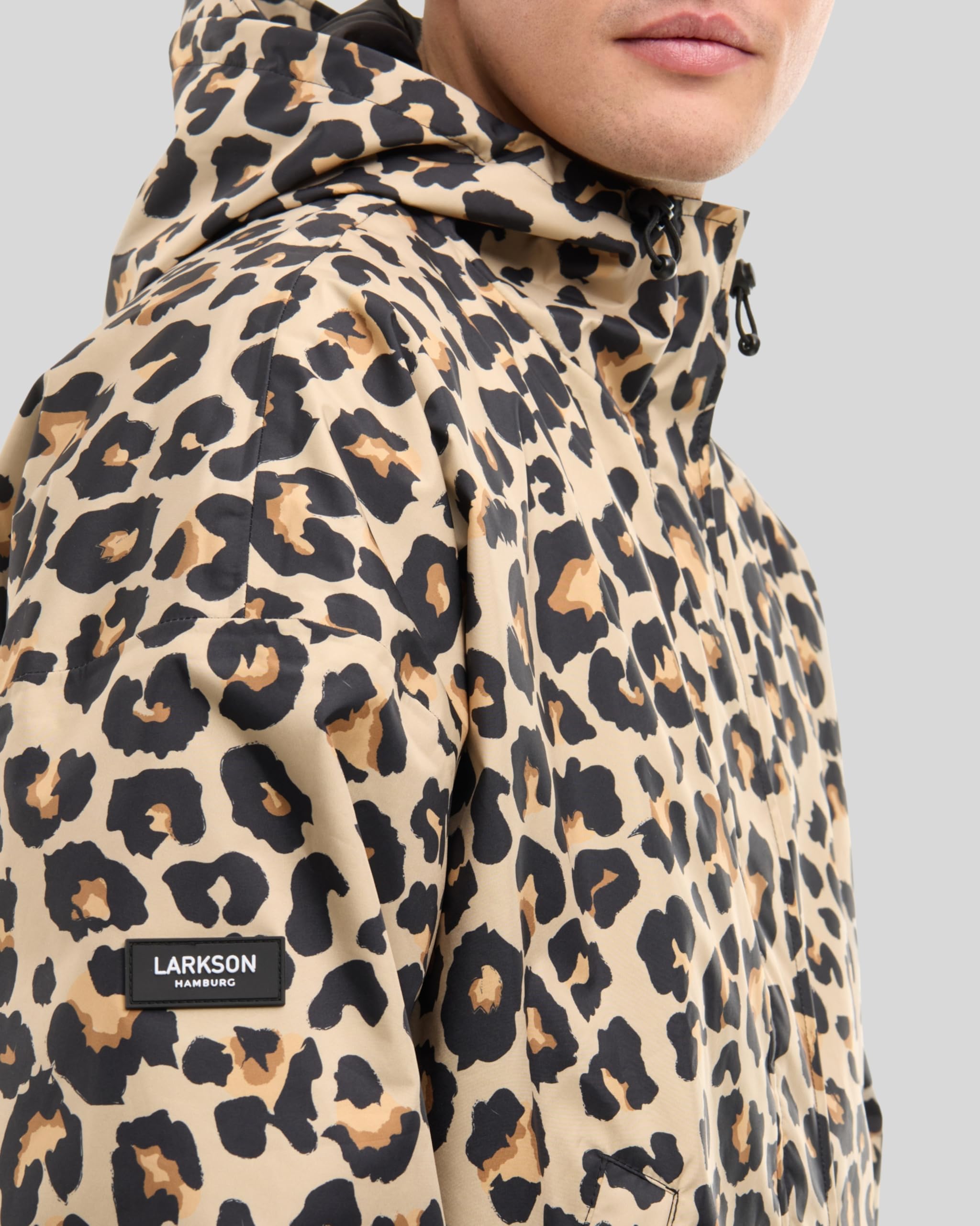 LARKSON Regenjacke Damen Herren - Elin - Regenmantel für Fahrrad Outdoor Festival - Wassersäule 10000 mm - Wasserdichte Jacke mit Verschweißten Nähten - Faltbar