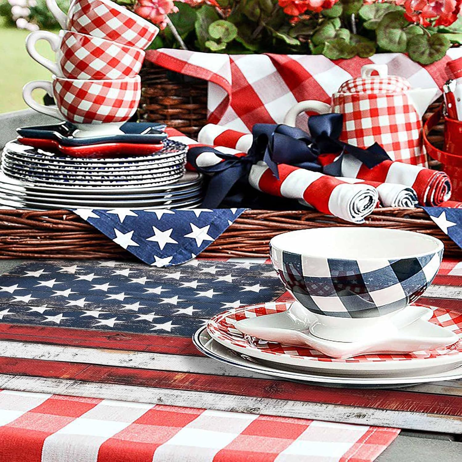 Vintage American Flag 4th of July Placemats Set of 6 13x19 Inch Red White Blue Striped Table Mats Patriotic Memorial Day Independence Day Holiday Kitchen Dining Home Outdoor Party Table Decoration