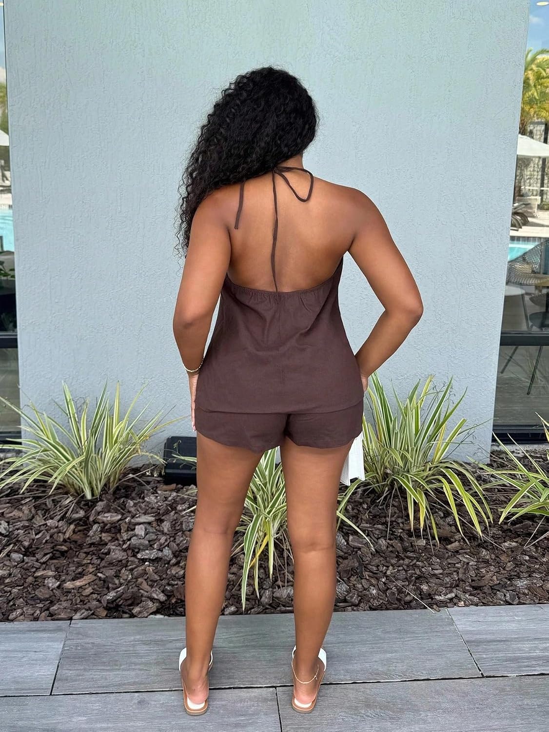 Women's 2 Piece Outfits Set - Casual Backless Camisole Tops And Mini Shorts