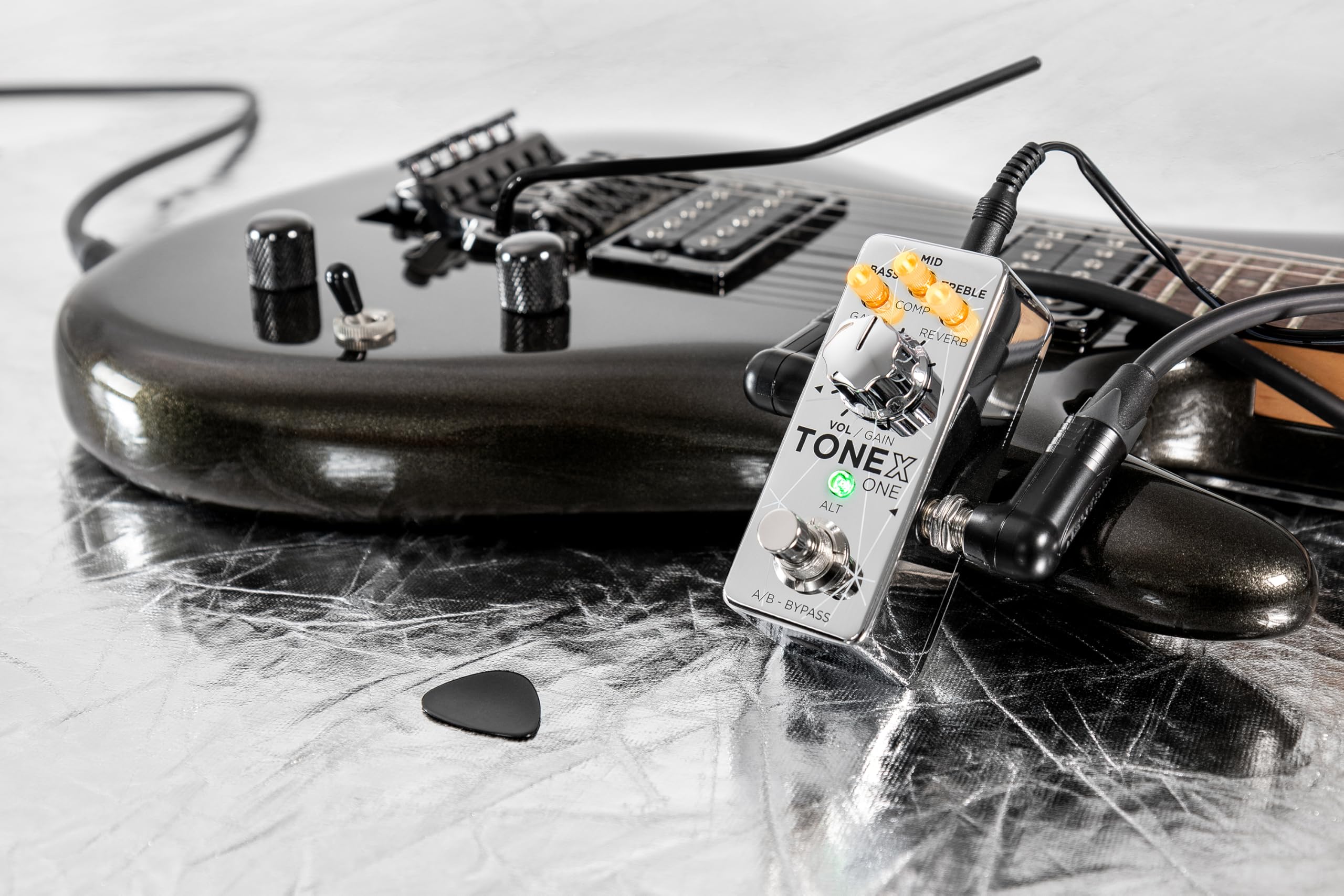 TONEX ギターエフェクター 本体 IK MULTIMEDIA ( アイケーマルチメディア ) TONEX Pedal マルチ