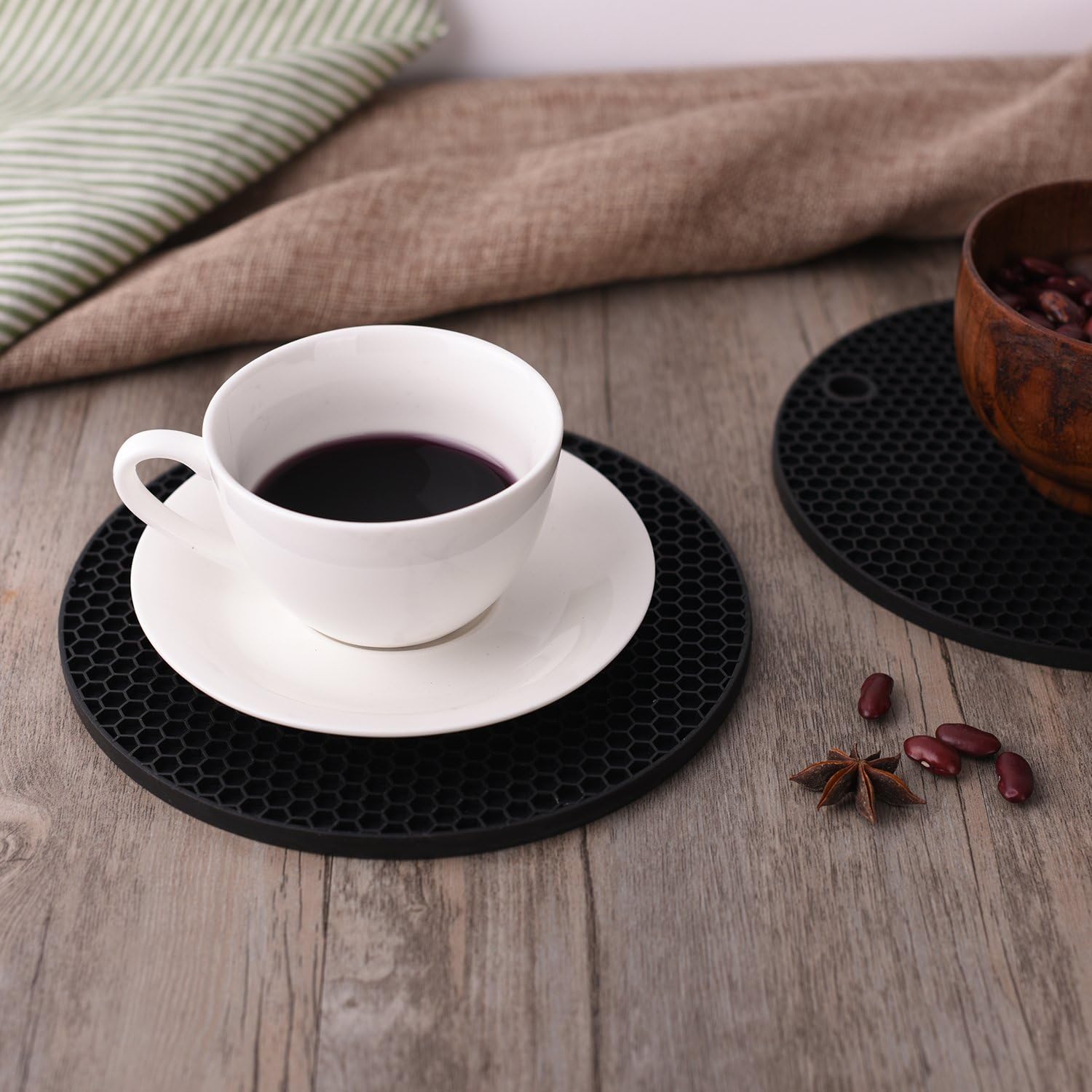 60% оƒƒ Dіѕсоunt Silicone Trivet Mats Round Pot Holder 5Pcs Multi-Purpose Hot Pot Mats Hot Pad Jar Opener Spoon Rest Heat Resistant Non-slip Durable Flexible Dishwasher Safe for Home Use Black
