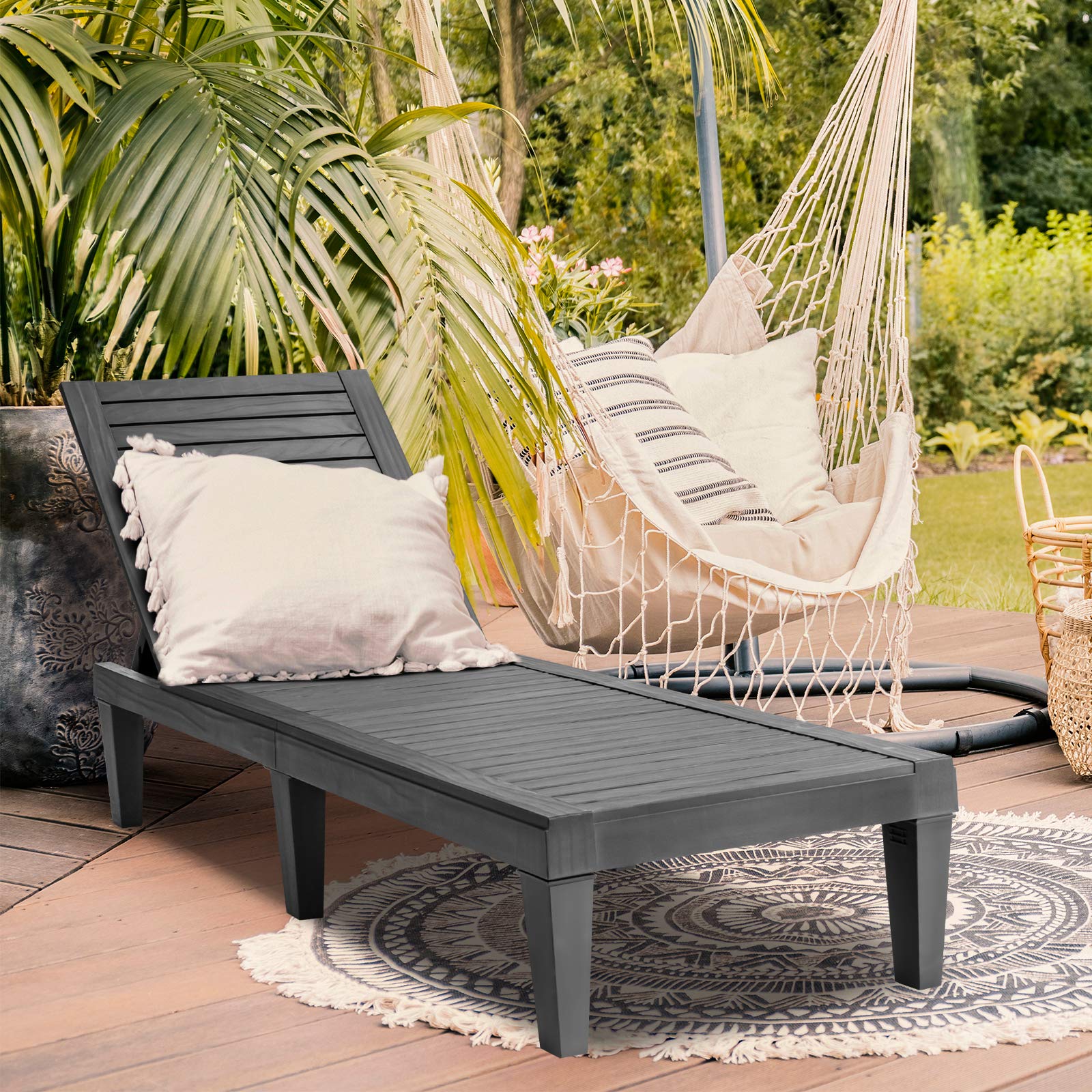 GIANTEX Tumbona de Jardín Exterior con Respaldo Ajustable en 5 Posiciones, Tumbona Reclinable de PP con Acabado Efecto Madera, Carga 180 kg, para Playa, Balcón, Terraza, Piscina (1, Negro)
