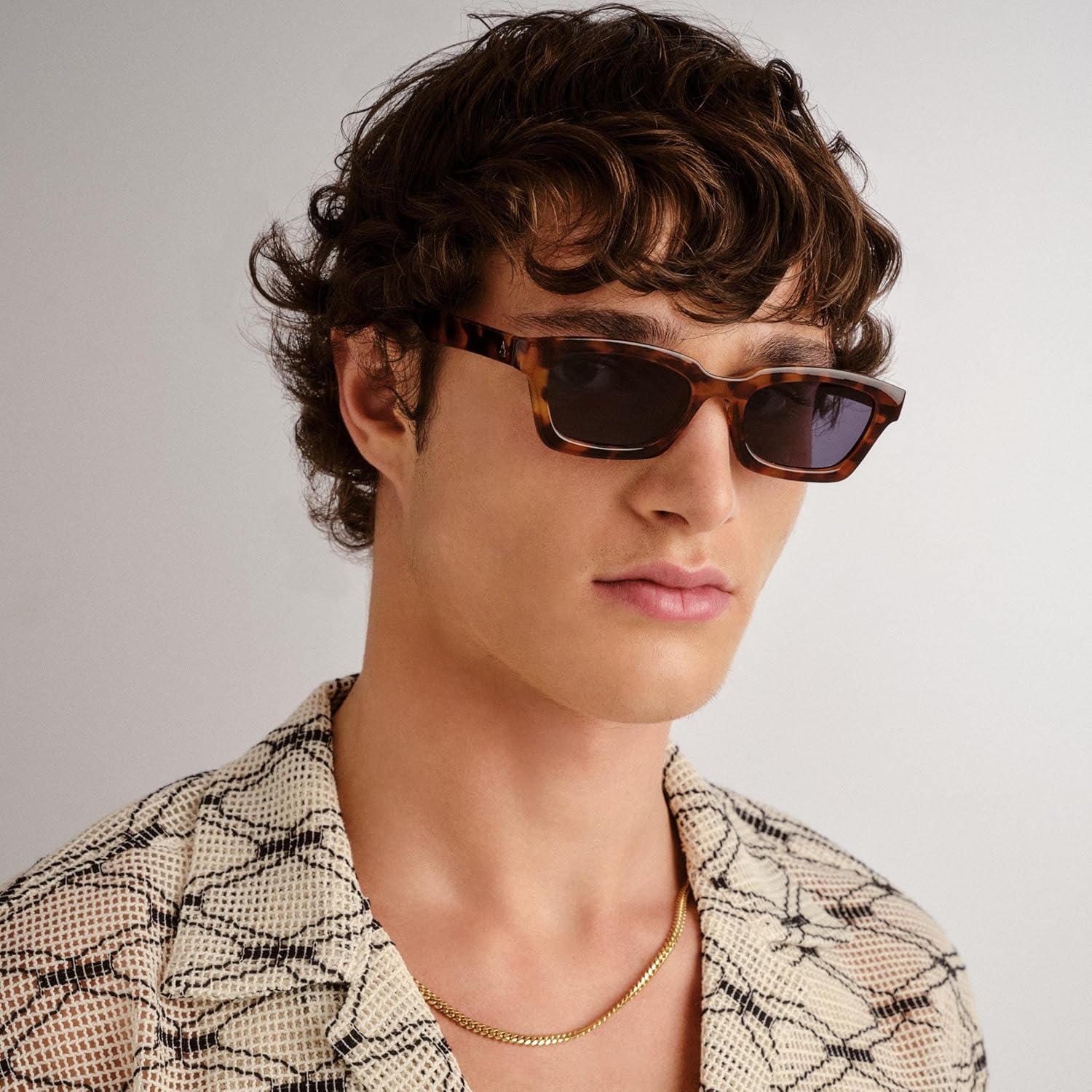 AIRE Women's Sculptor Sunglasses - Image 6