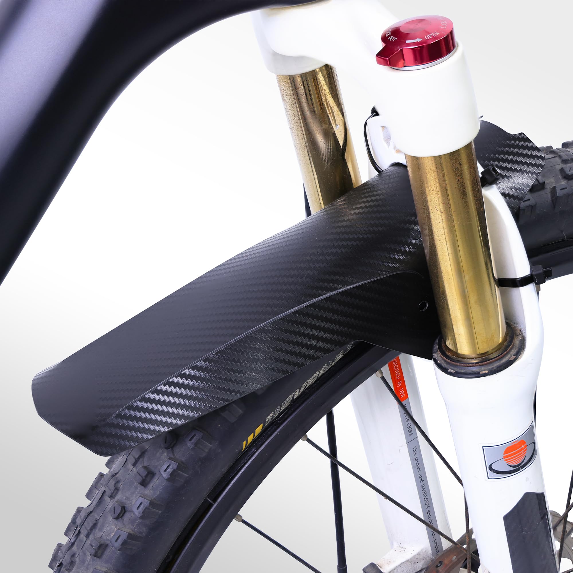 FETESNICE 2 Pezzi MTB Mudguard- Mountain Bike Protection Board da 29 Pollici in Fibra di Carbonio Testurizzata Anteriore e Posteriore con 10 attacchi Via Cavo.