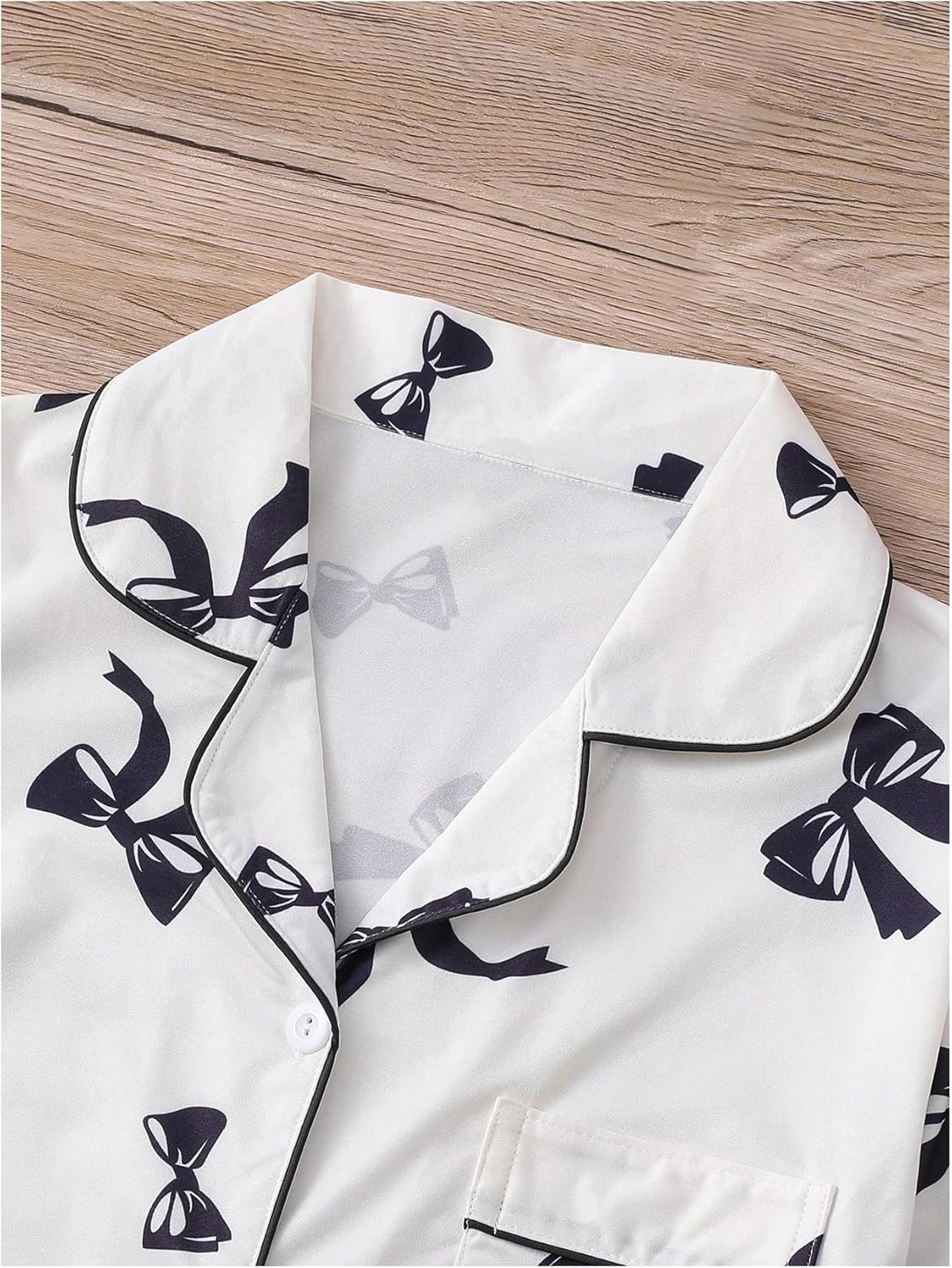 SHENHE Women's Pajama Set Bow Print Short Sleeve Button Down Sleep Shirt Pj Shorts Loungewear - Image 4