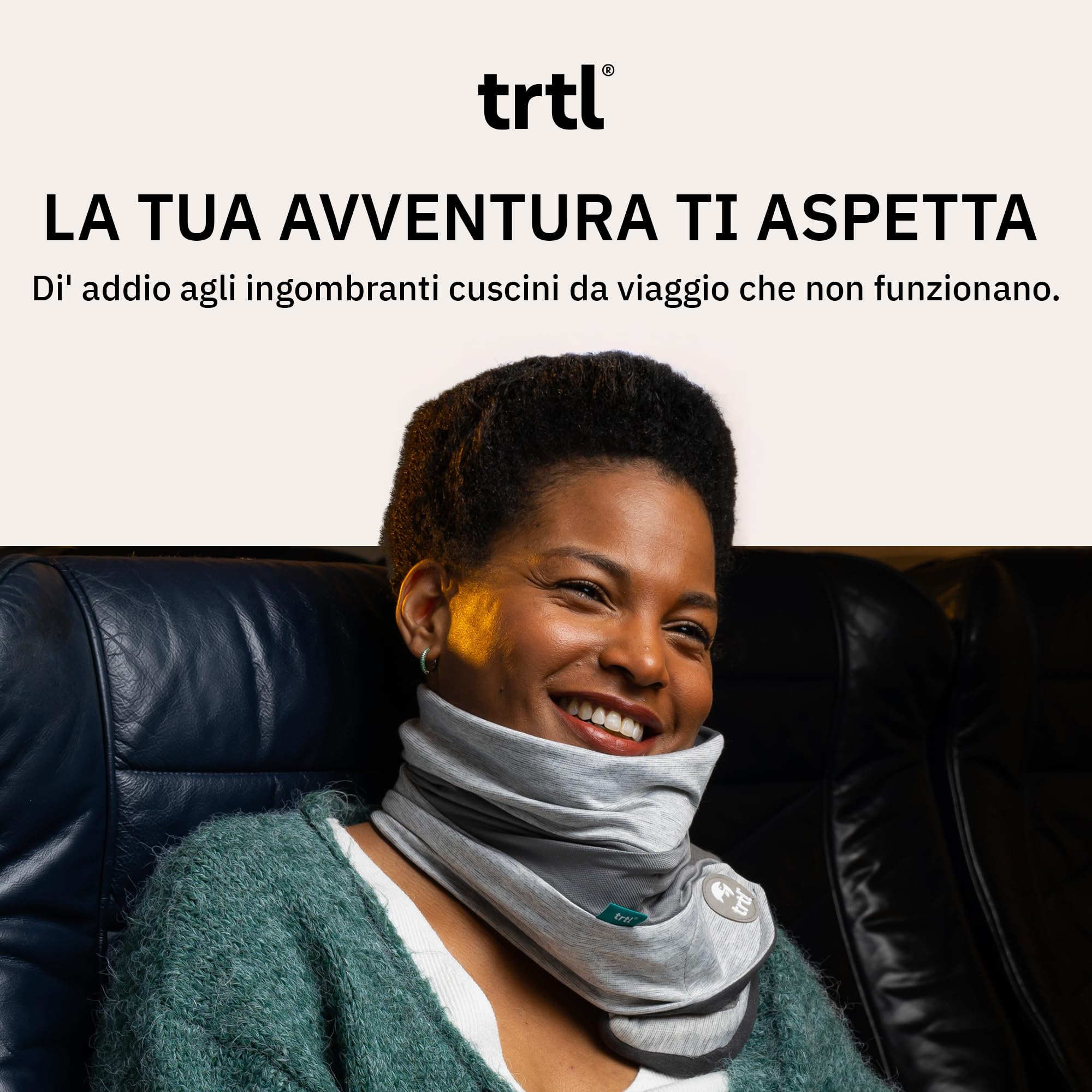 Trtl Travel Pillow Plus Grigio | Cuscino da viaggio regolabile in altezza | Per viaggiare comodamente in aereo, auto e autobus | Sistema di supporto unico | Salvaspazio