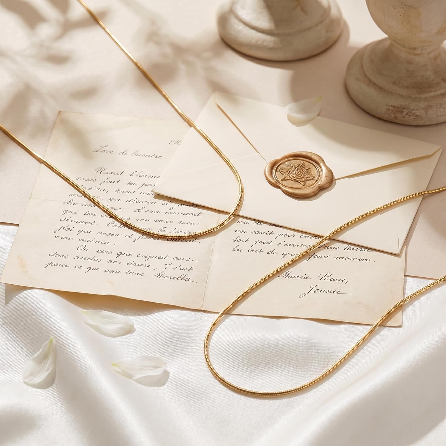 Gold Chain for Women 14K Gold Necklaces for Womens Gold Snake Chain Necklace for Womens Fluid and Mirror-Like Surface Snake Chains for Men Necklaces 14/16/18/20/22/24/26/30in