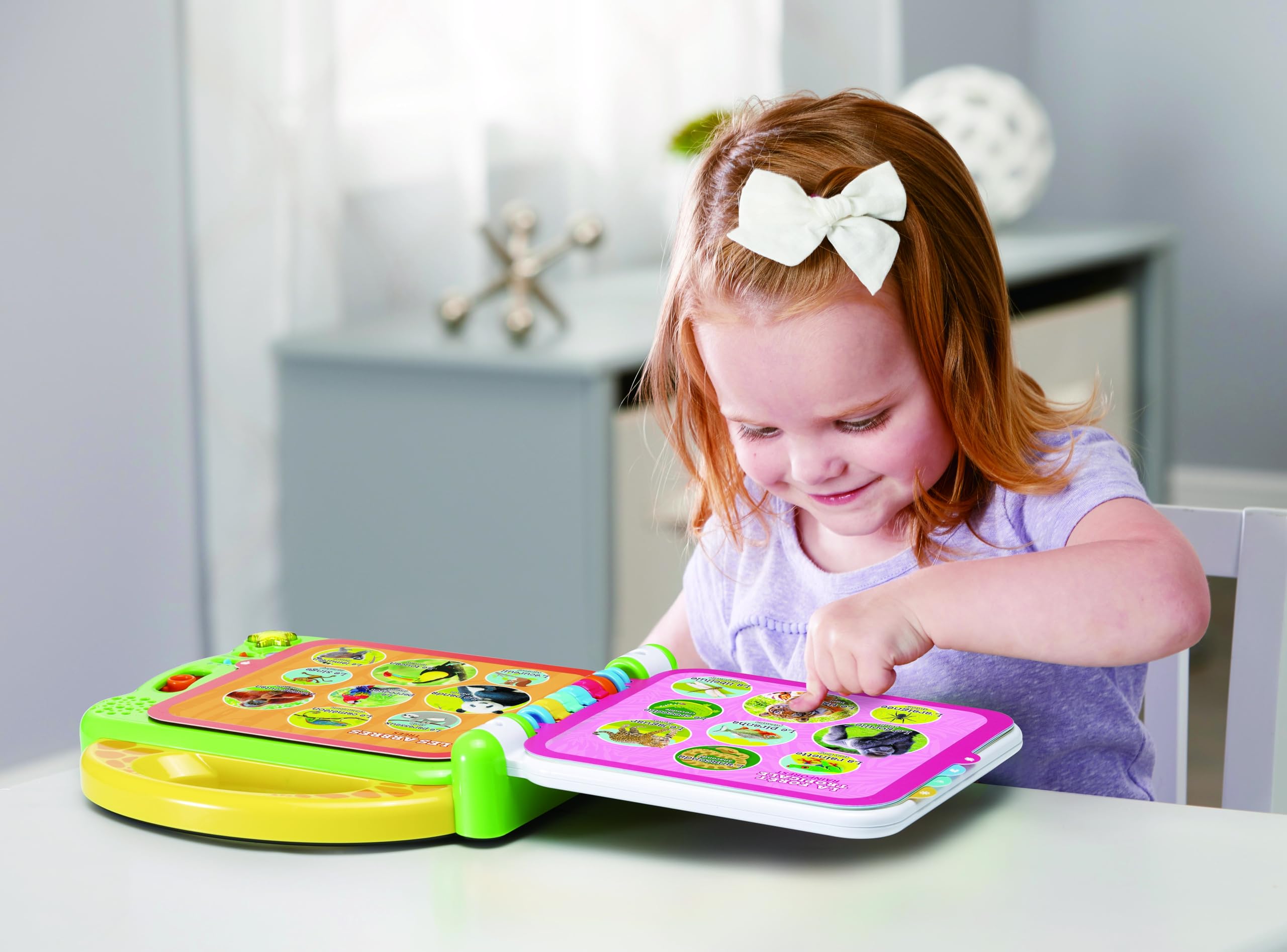 VTech Libro ilustrado bilingüe – 100 Animales para niños, sensorial en Italiano e inglés, bebé con 3 Modos, Pilas Incluidas, 2-5 años