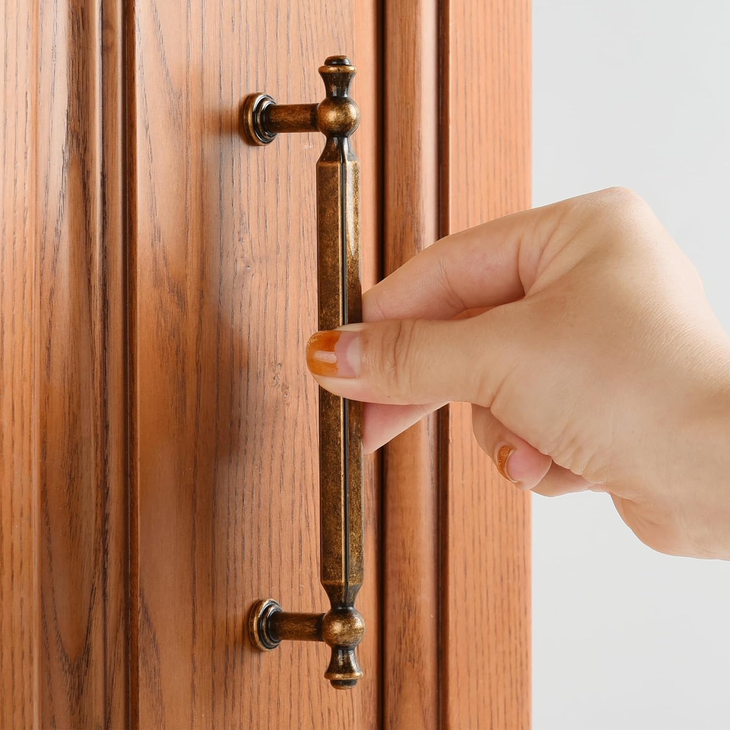 Satanga Cabinet Knobs Kitchen Dark Retro Brass Modern Drawer Handles Hole to Hole 128mm Pack of 4 Decorative Hardware Rustic Dresser Pulls for Antique Cupboard Door Farmhouse Furniture Bathroom