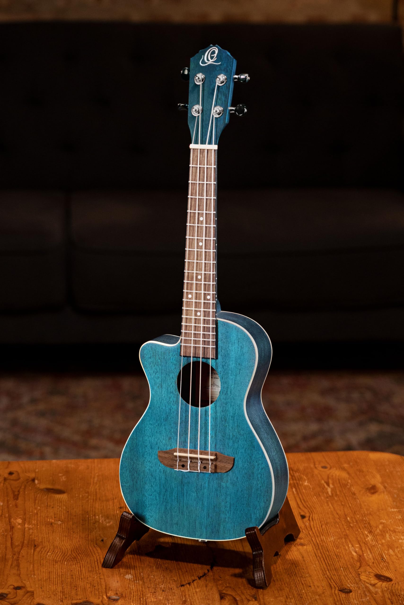 Ortega Guitars Ukulele Koncertowe Leworęczne – Elektro-akustyczne – Seria Earth – z Wycięciem – Okoume, Kolor Morski (RUOCEAN-CE-L)