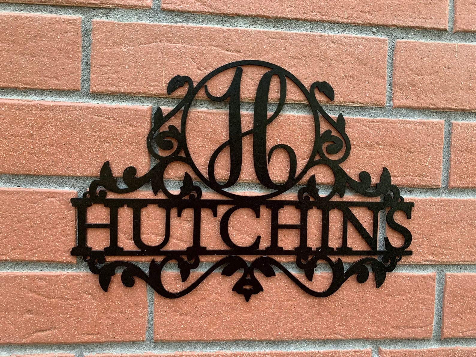 Personnalisé Signe avec Nom pour Mur, Cadeau de Mariage, Anniversaire, Extérieur Plaque de porte en Métal, Art Décoration Murale, Nom de Famille, Panneau, Monogramme Lettre, Initiale personnalisée