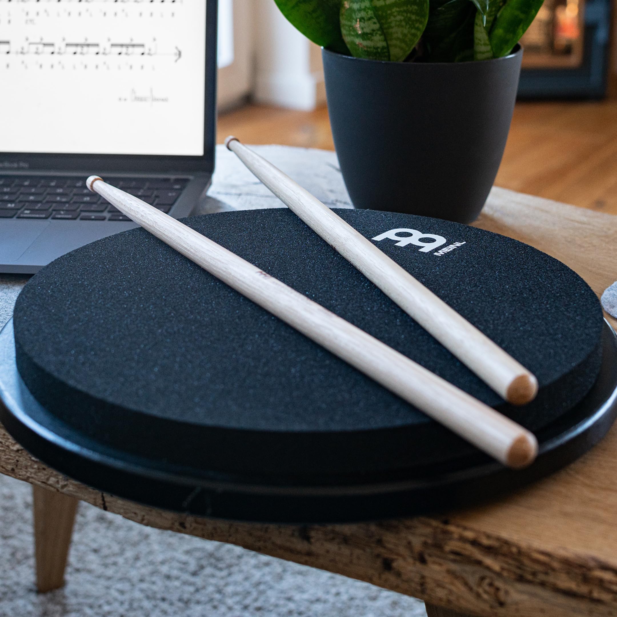 Meinl Cymbals 12" Marshmallow Drum Practice Pad Ultra-Silenzioso Rimbalzo Medio Nero Montabile su Asta Piatto MMP12BK