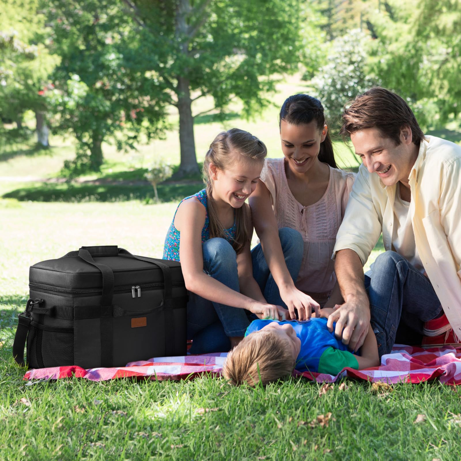 Lifewit Sac Isotherme, Grand Glaciere Souple Isotherme pour Repas Homme Femme, Sac Pique Nique Portable avec Plusieurs Poignées pour Pique-Nique, Camping, Barbecue, Noir, 30L
