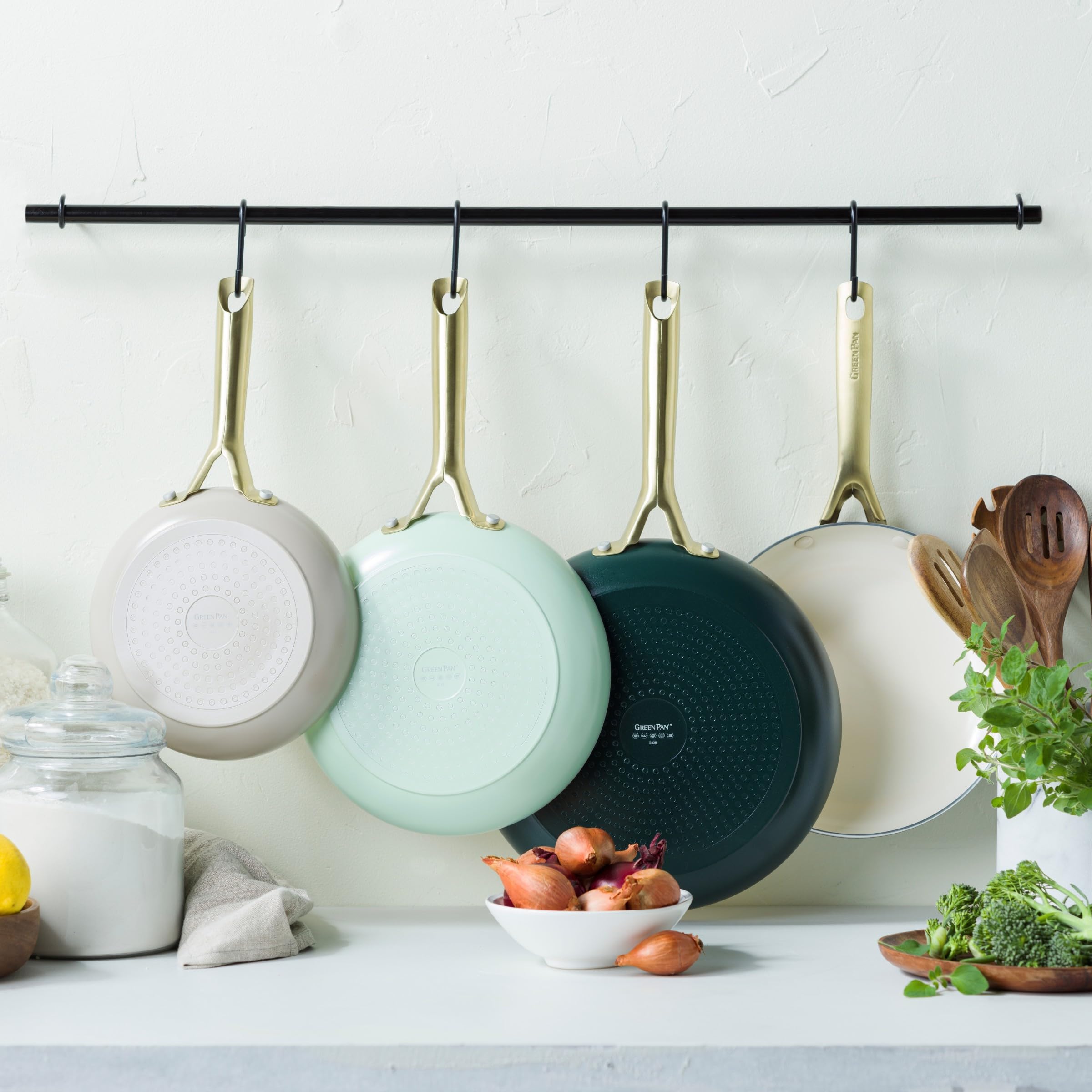 GreenPan Shades Set di 3 Padelle Antiaderenti in Ceramica Ø 20/24/28 cm, Senza PFAS, Adatte all'Induzione, Manici in Acciaio Inox Color Champagne, Lavabili in Lavastoviglie, Naturale