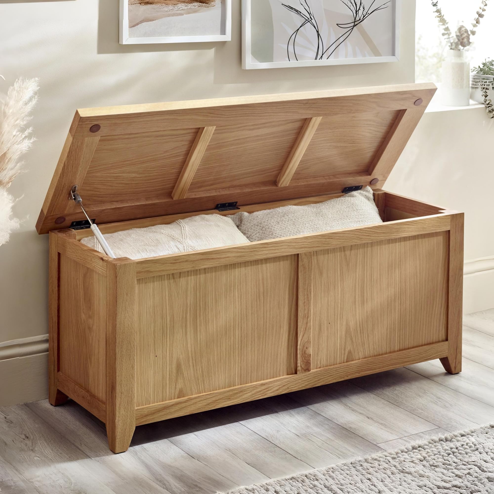 Julian Bowen Mallory Storage Bench / Box