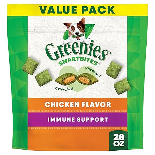 Greenies Smartbites Immune Support Crunchy & Soft Dog Treats, Chicken Flavor, 28 oz. Pack - Chicken - 1.75 Pound (Pack of 1)
