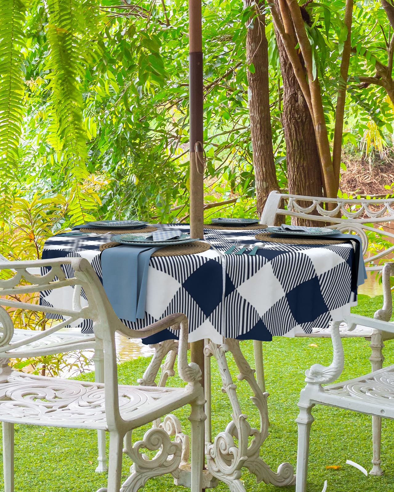 Outdoor Tablecloth Navy Blue Buffalo Check Plaid Round Patio Tablecloths 60 Inch, Table Cloths with Umbrella Hole and Zipper, Farmhouse Style Summer Table Cover for Outdoor Tables, Picnic, BBQS : Patio