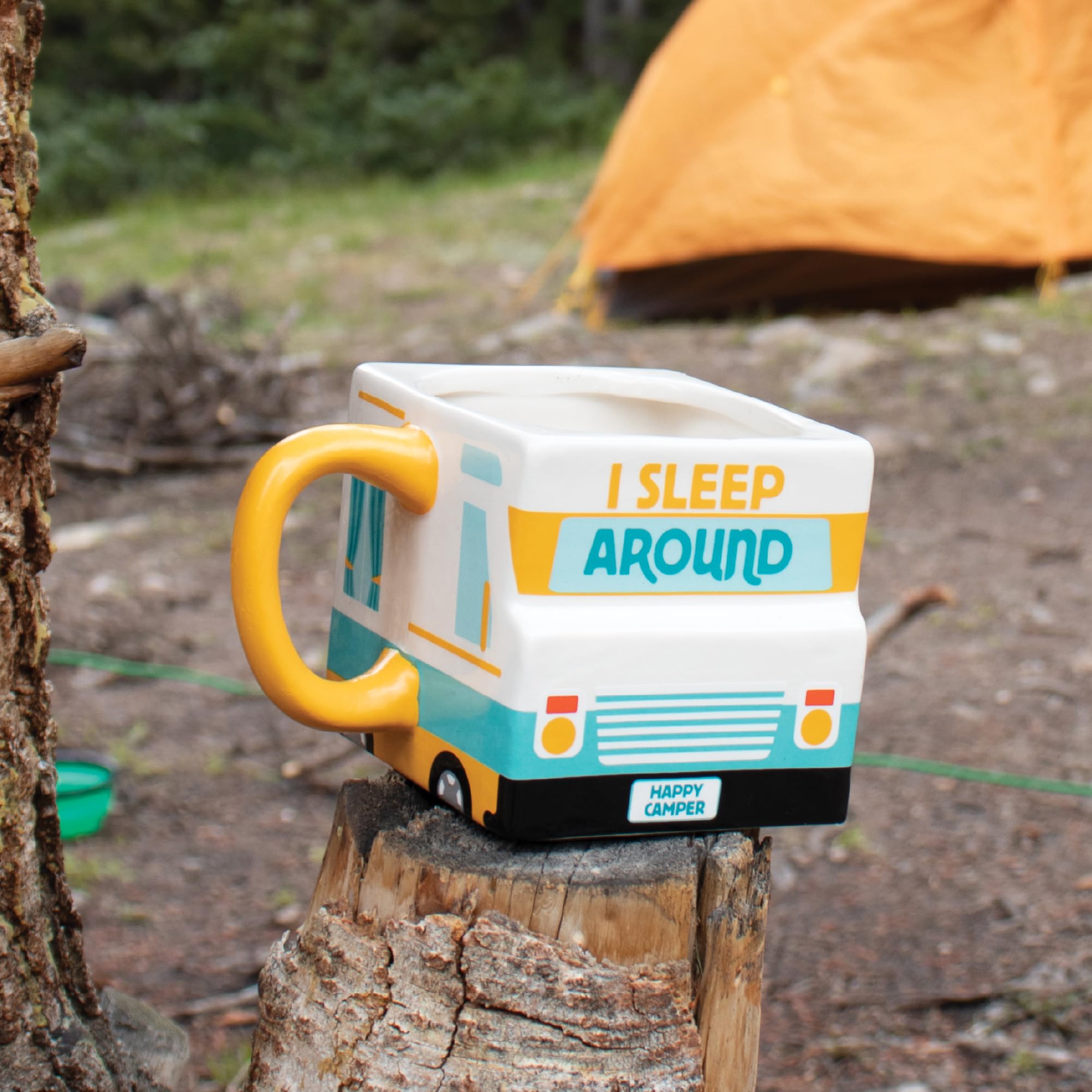 Tazza In Gres PBK Per Camper: 'I Sleep Around', Capacità 567g, Adatta A Microonde E Lavastoviglie, Tema Camping