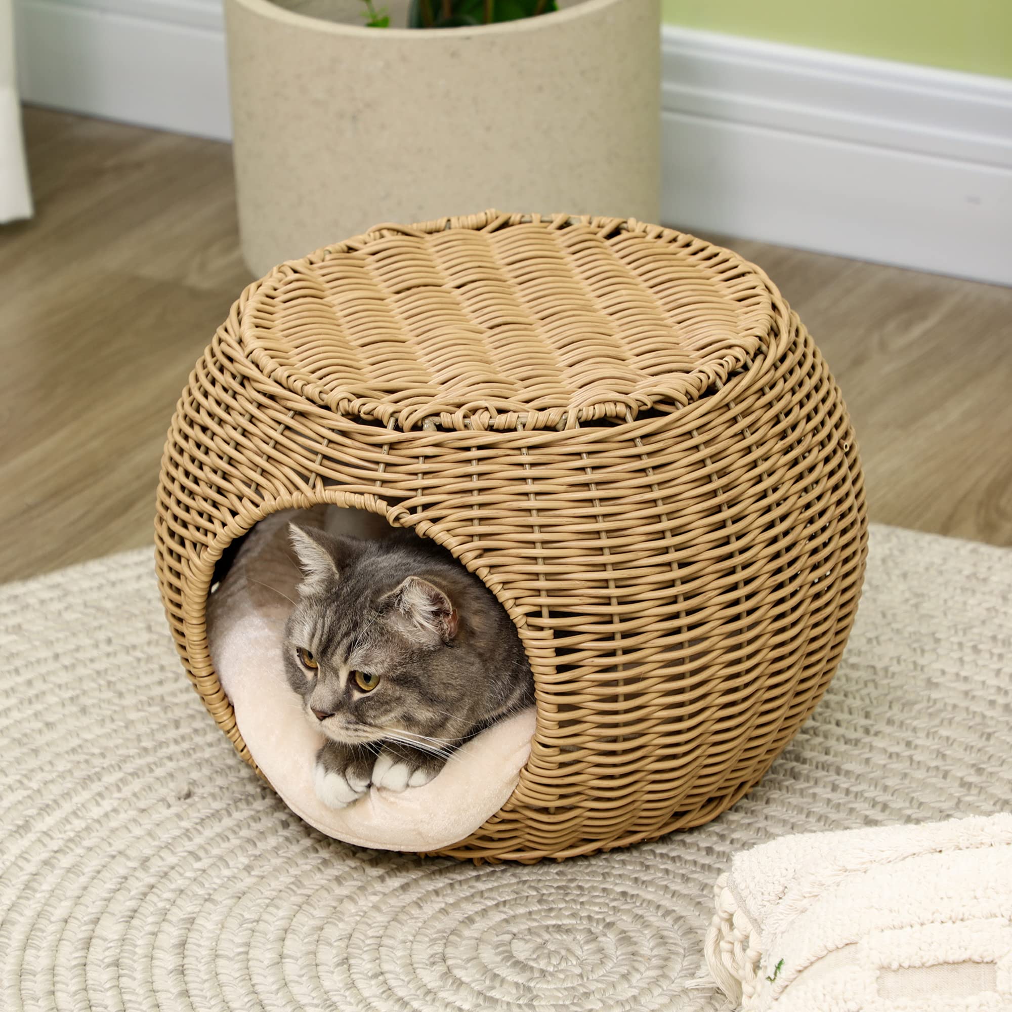 PawHut Nicchia per Gatto in Resina Intrecciata Imitazione Rattan, Maison con Cuscino Morbido Ø 40 x 30 cm, Marrone Chiaro