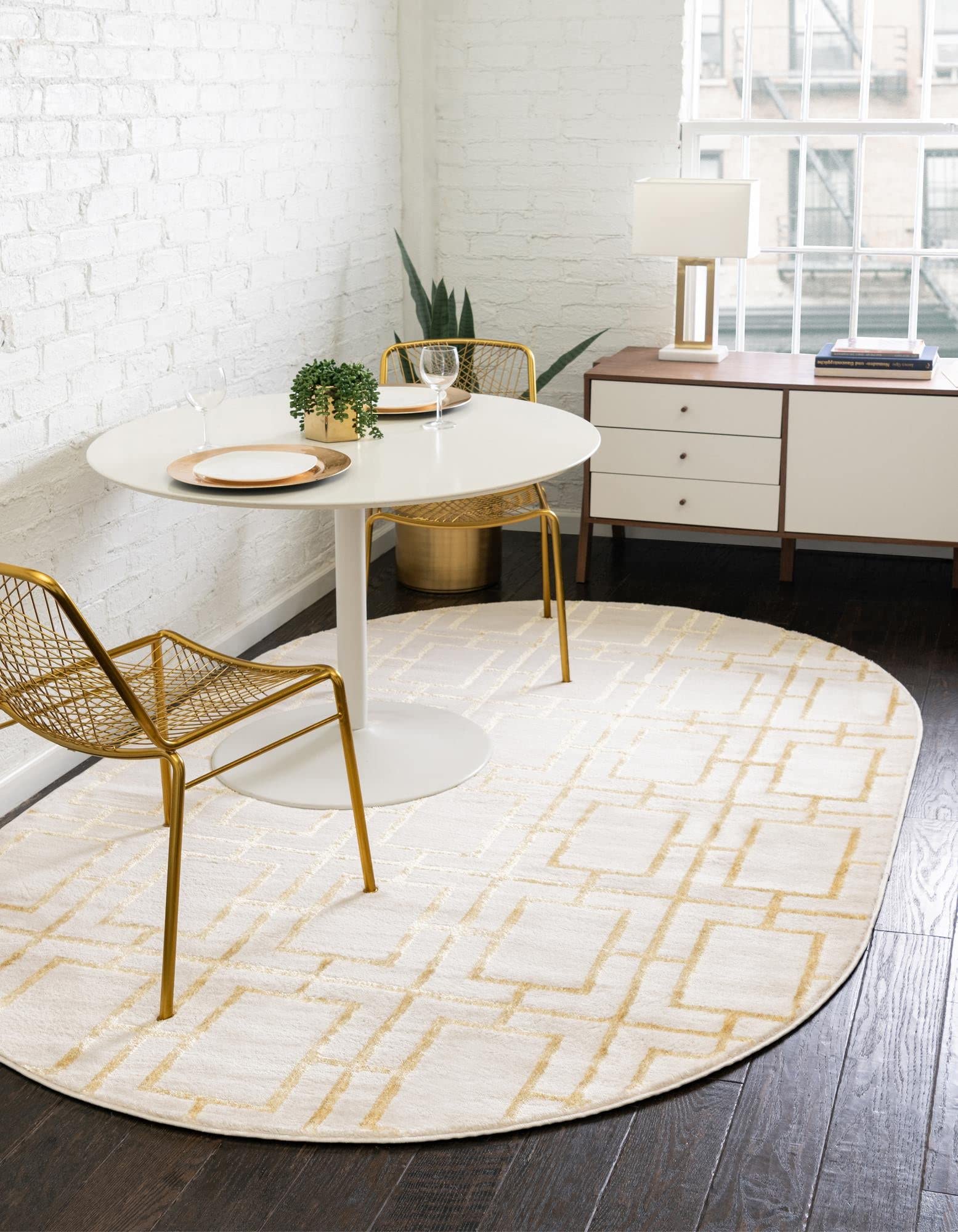 Unique Loom Glam Collection Area Rug - Deco (4' 1" x 6' 1" Oval, White Gold/ Gold)