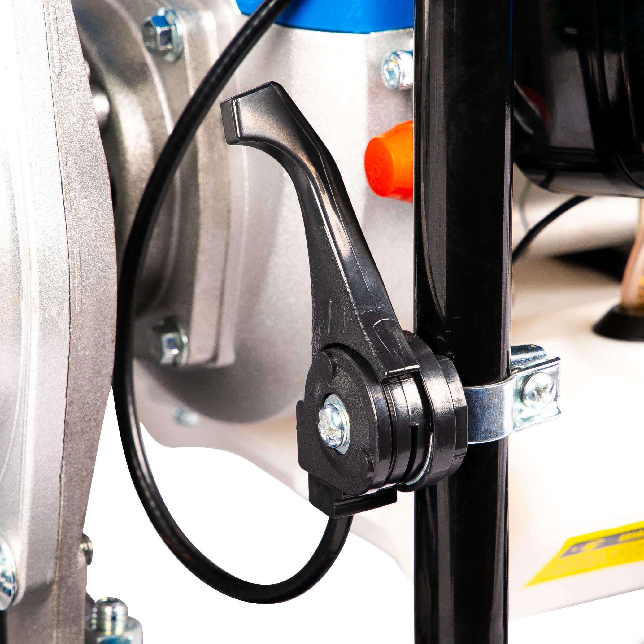HYUNDAI Benzin Wasserpumpe GWP25052 – 1.84 PS, 2-Takt Motorpumpe, 8.000 l/h Förderleistung, 25 m Förderhöhe, mobile Gartenpumpe, Teichpumpe für Entwässerung & Bewässerung