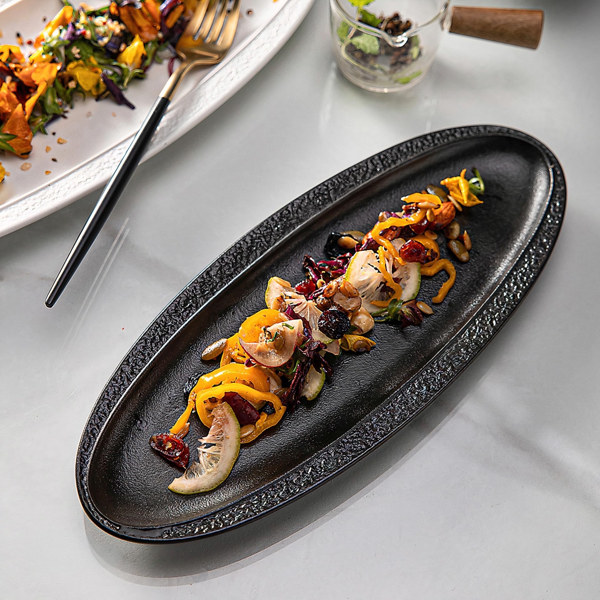 Luxor Dish 11.25'' Black Porcelain Oval Plate – Modern Design for Sushi, Sashimi, Appetizers & Gourmet Dishes – Durable, Chip-Resistant & Dishwasher Safe – Perfect for Restaurants & Special Events