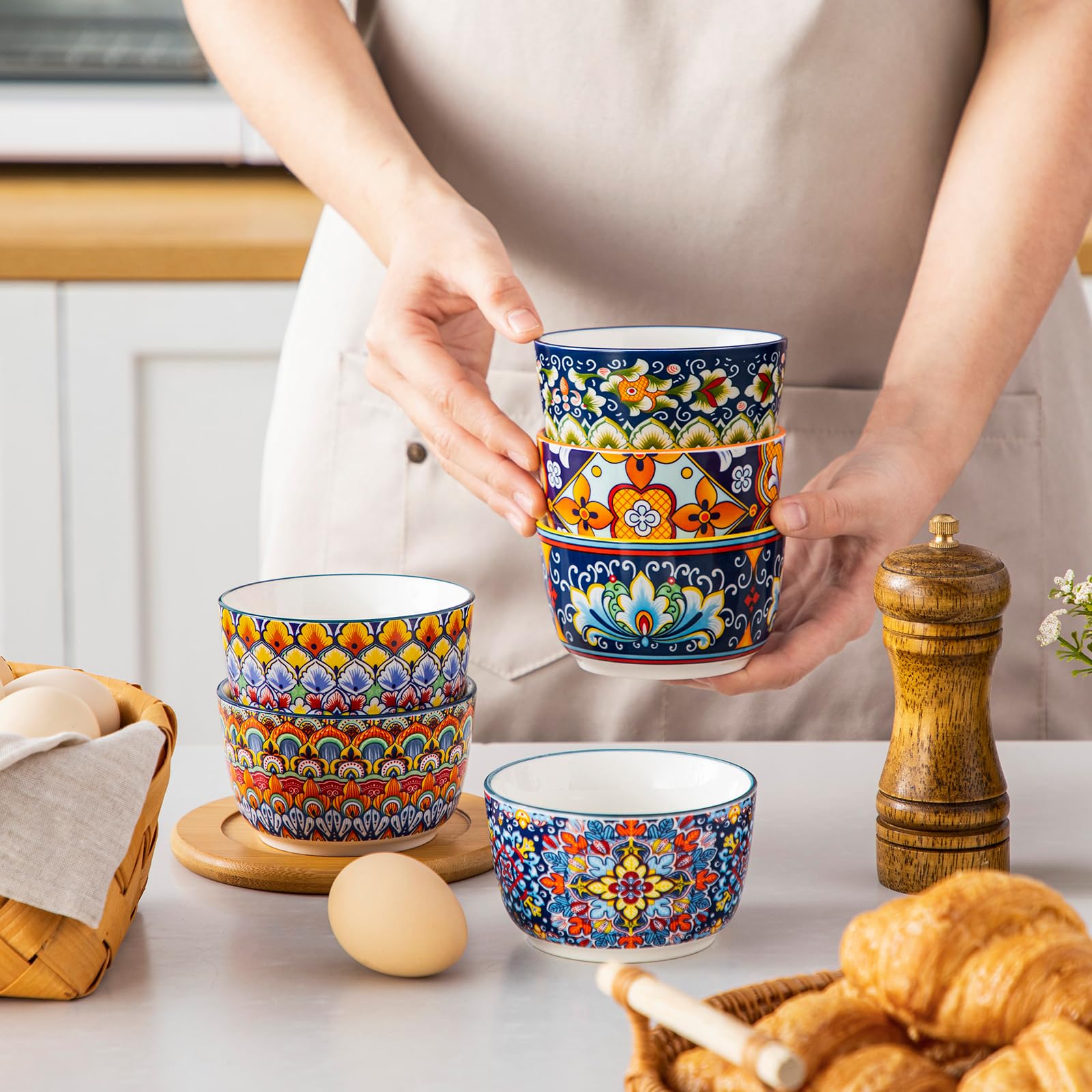 vancasso Creme Brulee Schälchen 240ml, SIMI Souffle Förmchen Backofenfest, Ofenfeste Förmchen 6er Set, Creme Brulee Schalen, Keramik Ramekins für Ragout Fin Schalen, Vibrant Bohemian Mini Auflaufform