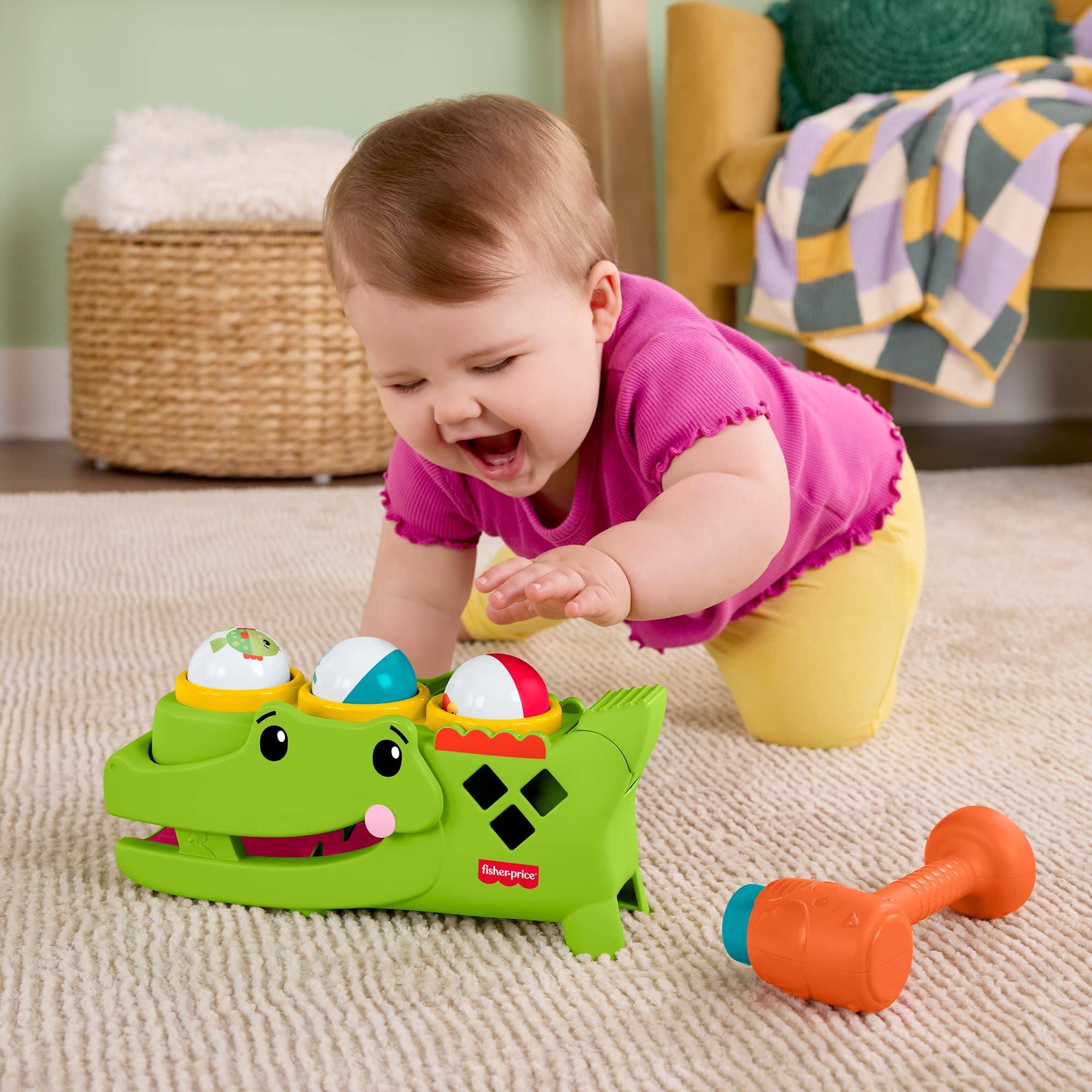 Fisher-Price Krokodyl Przebijanka aktywizująca z piłeczkami, zestaw zachęcający do raczkowania, młoteczek i 3 piłeczki, zabawka rozwojowa dla dzieci od 9 miesiąca życia, JLB94