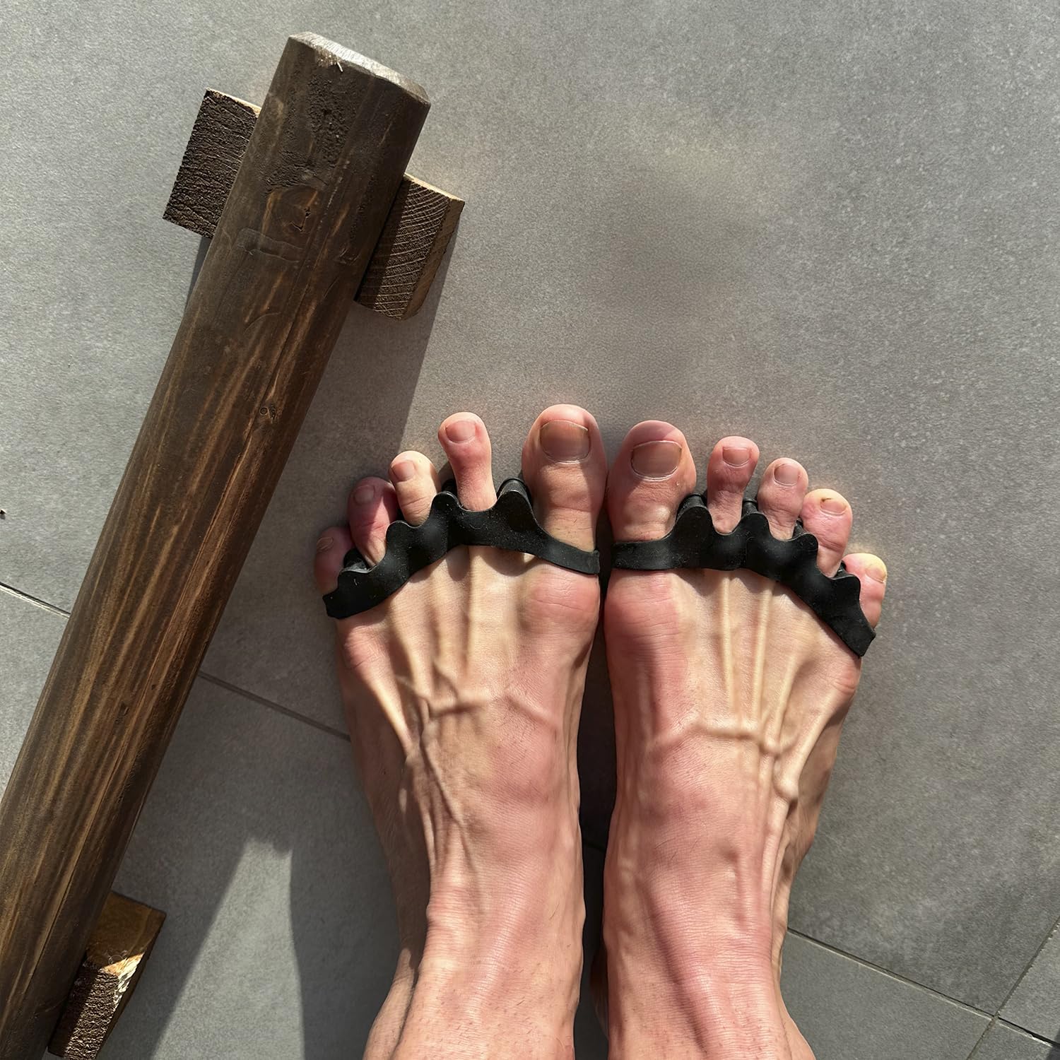 DIVERGENT BEAM powered by RMOTION – Tronco de Madera Natural Hecho a Mano para Activación Plantar y Equilibrio | Entrenamiento Funcional desde los Pies | Uso Diario Barefoot | Producto Artesanal