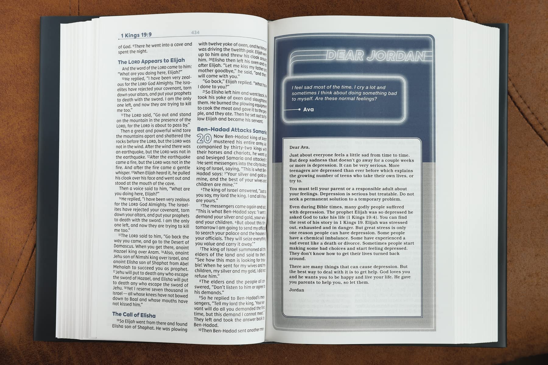 Holy Bible: New International Version, Teen Study Bible, Navy, Comfort Print