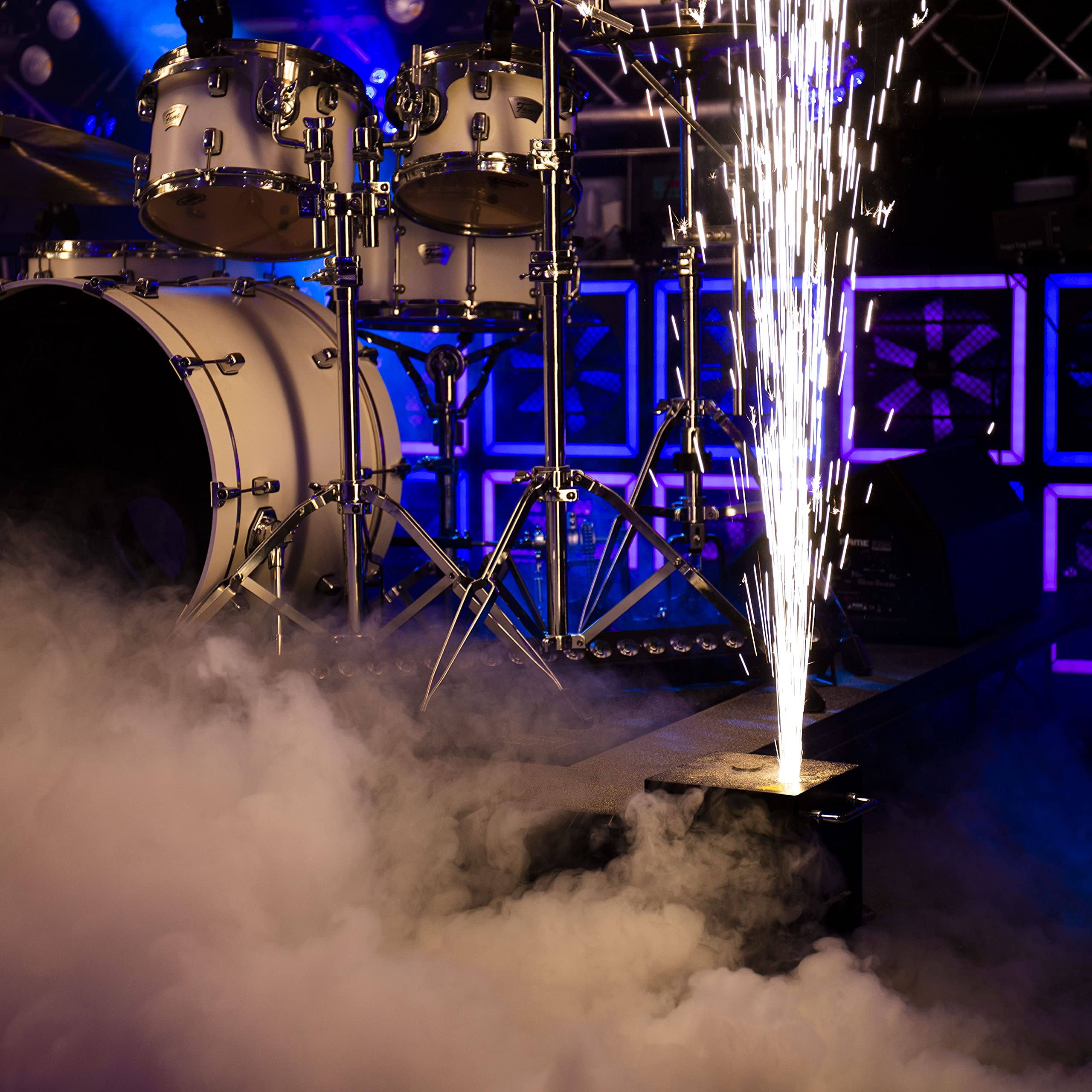 VECTOR Spark UP! Funkeneffektmaschine, Indoor Spark Effect, Effektmaschine, DMX- und Fernsteuerung, 650W, selbstreinigend, Aluminiumgehäuse