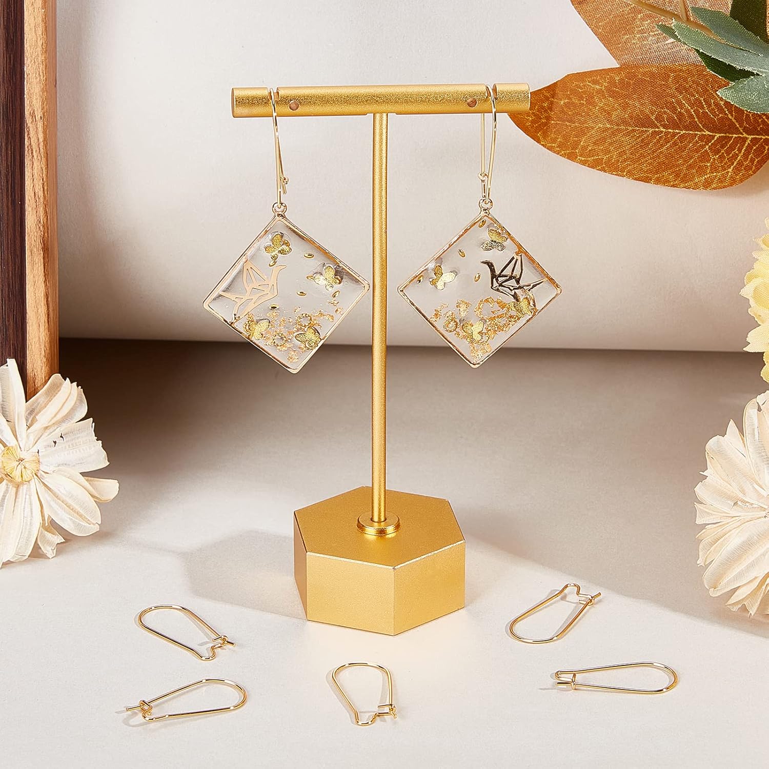 Beebeecraft 50Pcs/Box Kidney Earring Hooks 18K Gold Plated Kidney Ear Wires Earring Hooks 10.5x25mm Dangle Wire for Jewelry Making - Image 5