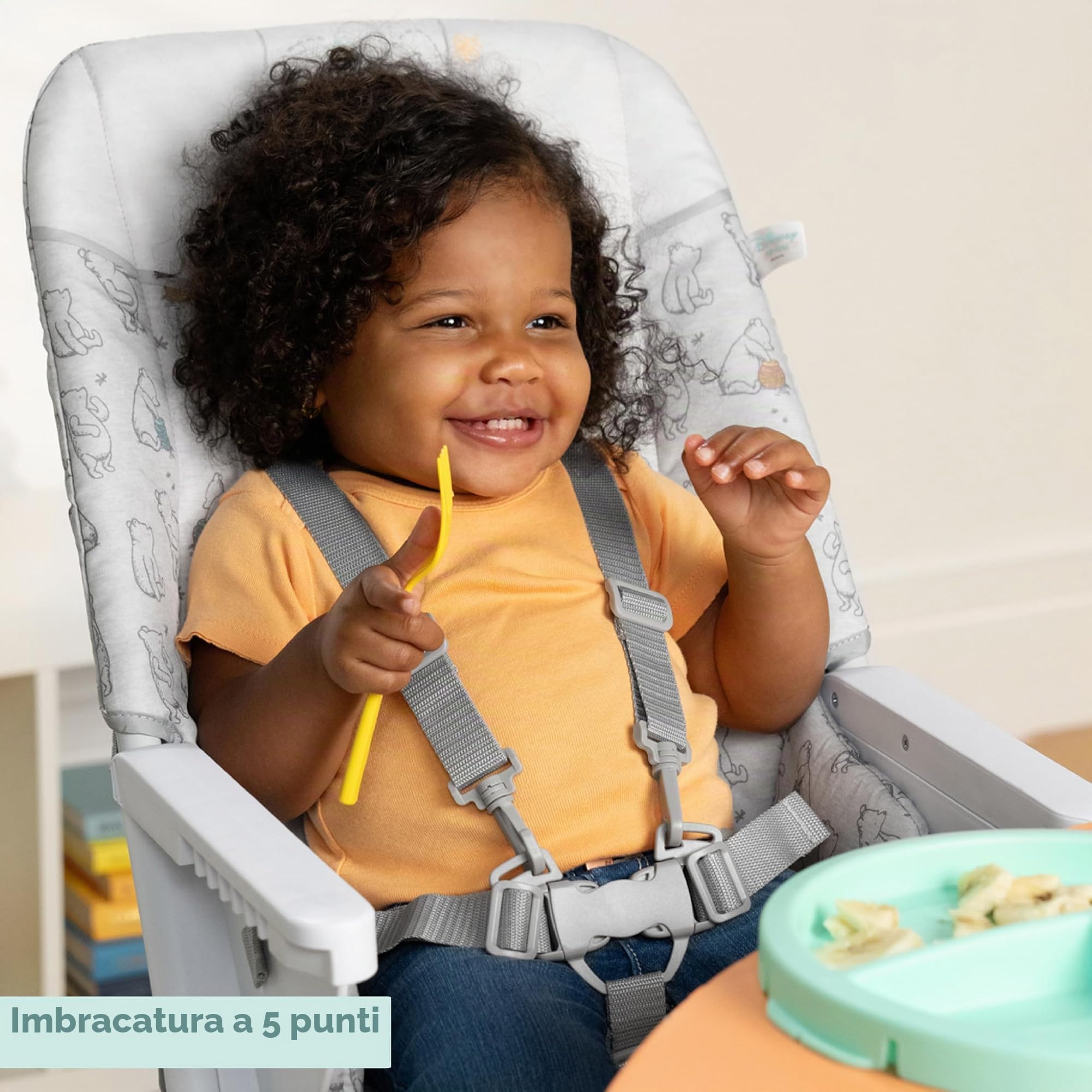 Bright Starts, Seggiolone Pieghevole Compatto Winnie The Pooh Disney Baby, Piatto Sicuro Alimentare, Imbracatura 5 Punti, Unisex, Classic Pals, 6+ Mesi