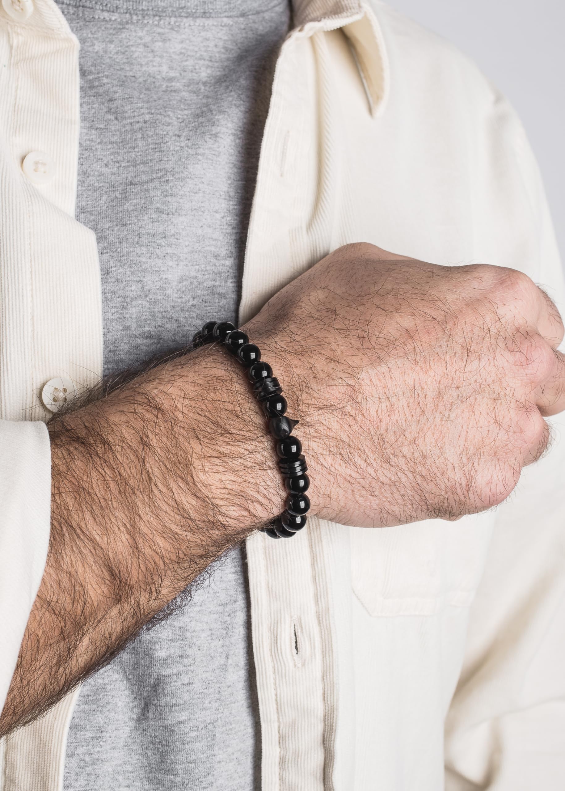 Akitsune Obsidian Perlenarmband | Premium Armband für Männer | Perlenarmband Herren mit Edelsteinen & Edelstahl Fuchs-Emblem | Exklusive Schmuckschachtel | Tolle Geschenkidee