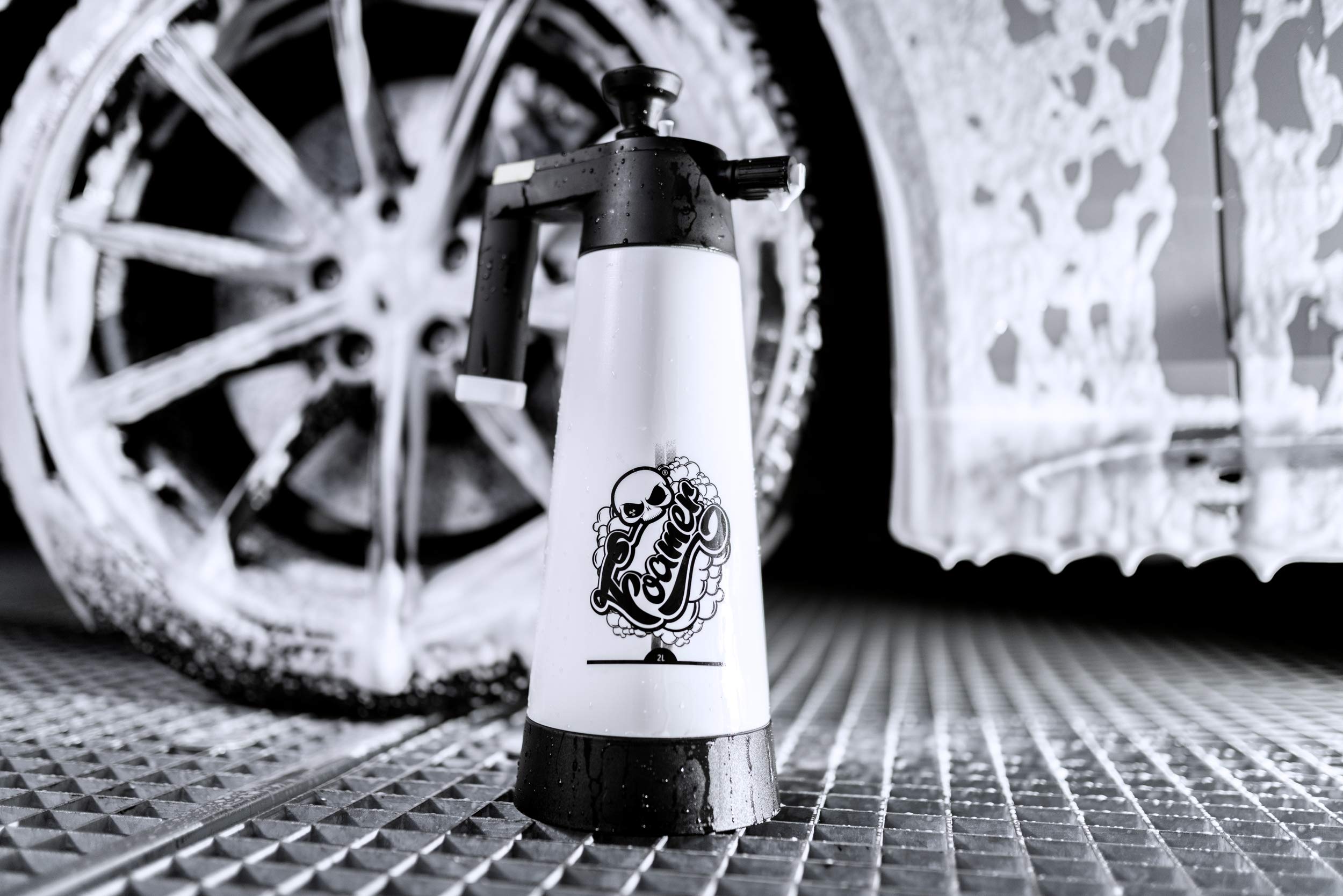 detailmate Koch Chemie Auto Foam Set Koch Chemie Green Star 1L + Gentle Snow Foam 1L + Nuke Guys: medidor, pulverizador, espuma, alfombrilla de detalle: 2 paños microfibra, esponja insectos y lavado