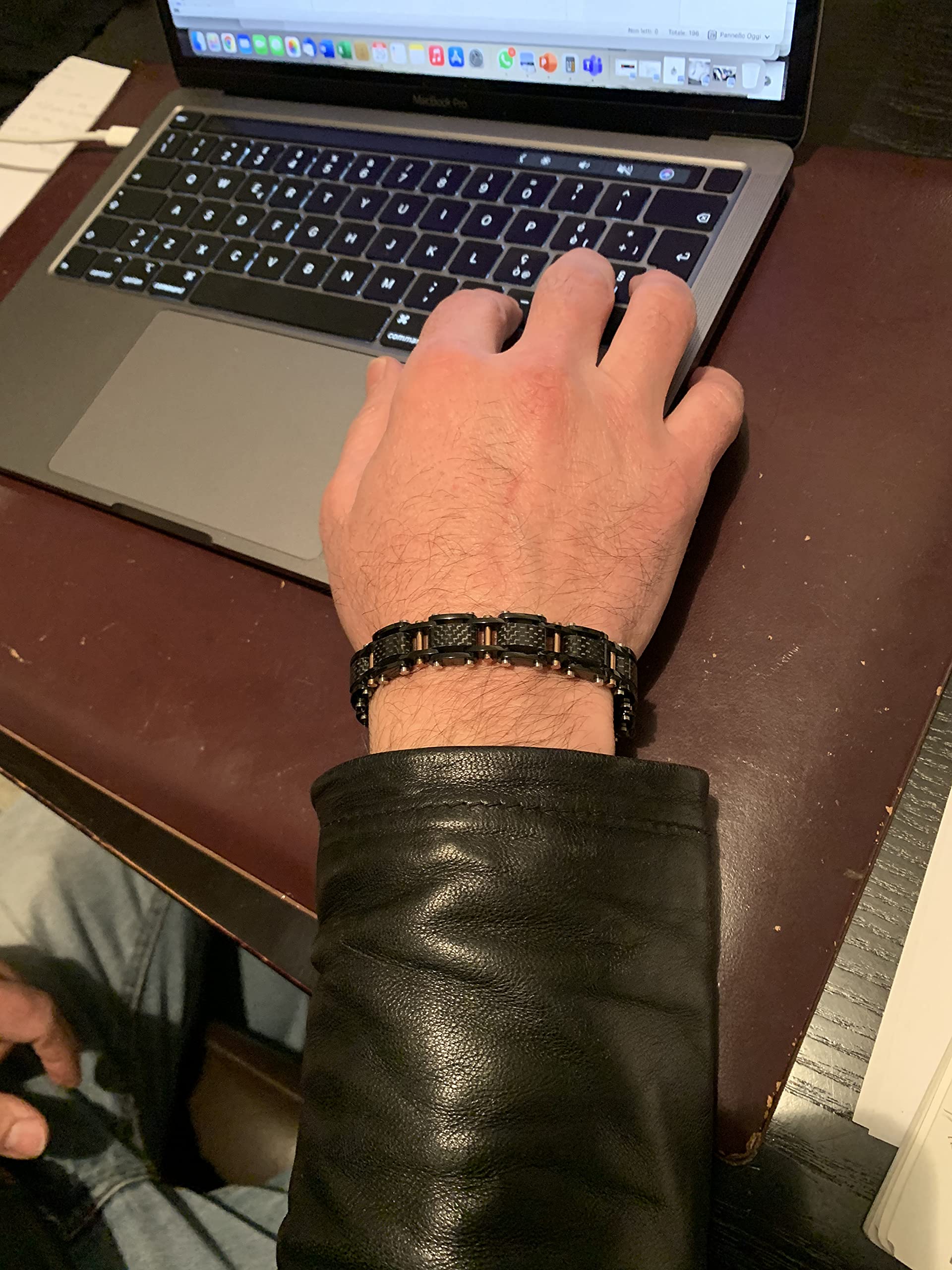 Black Fiber Chain