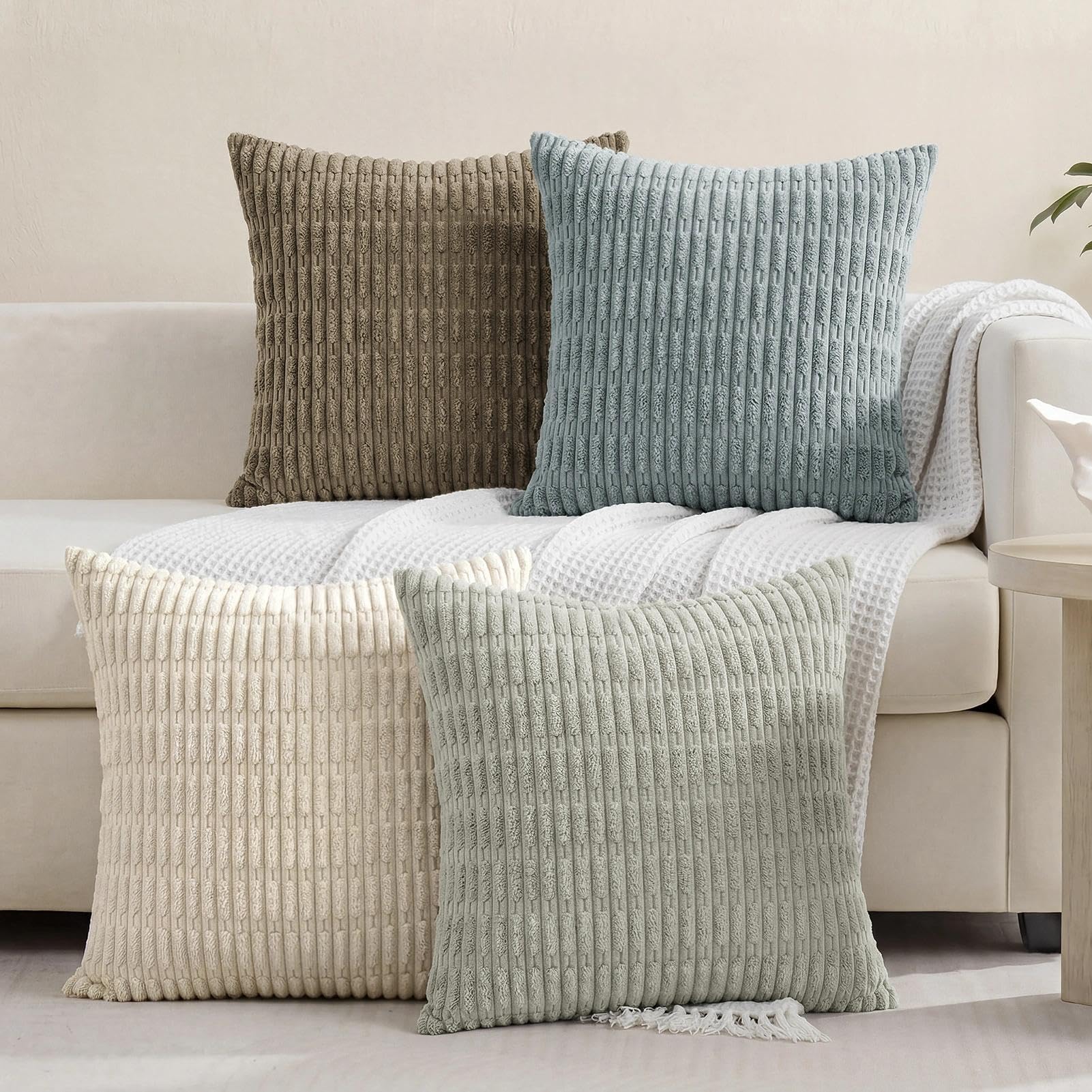 Softalker Juego de 4 fundas de almohada de pana de 20 x 20 pulgadas, fundas de almohada suaves a rayas bohemias, modernas fundas decorativas para sofá, dormitorio, sala de estar (sin relleno),