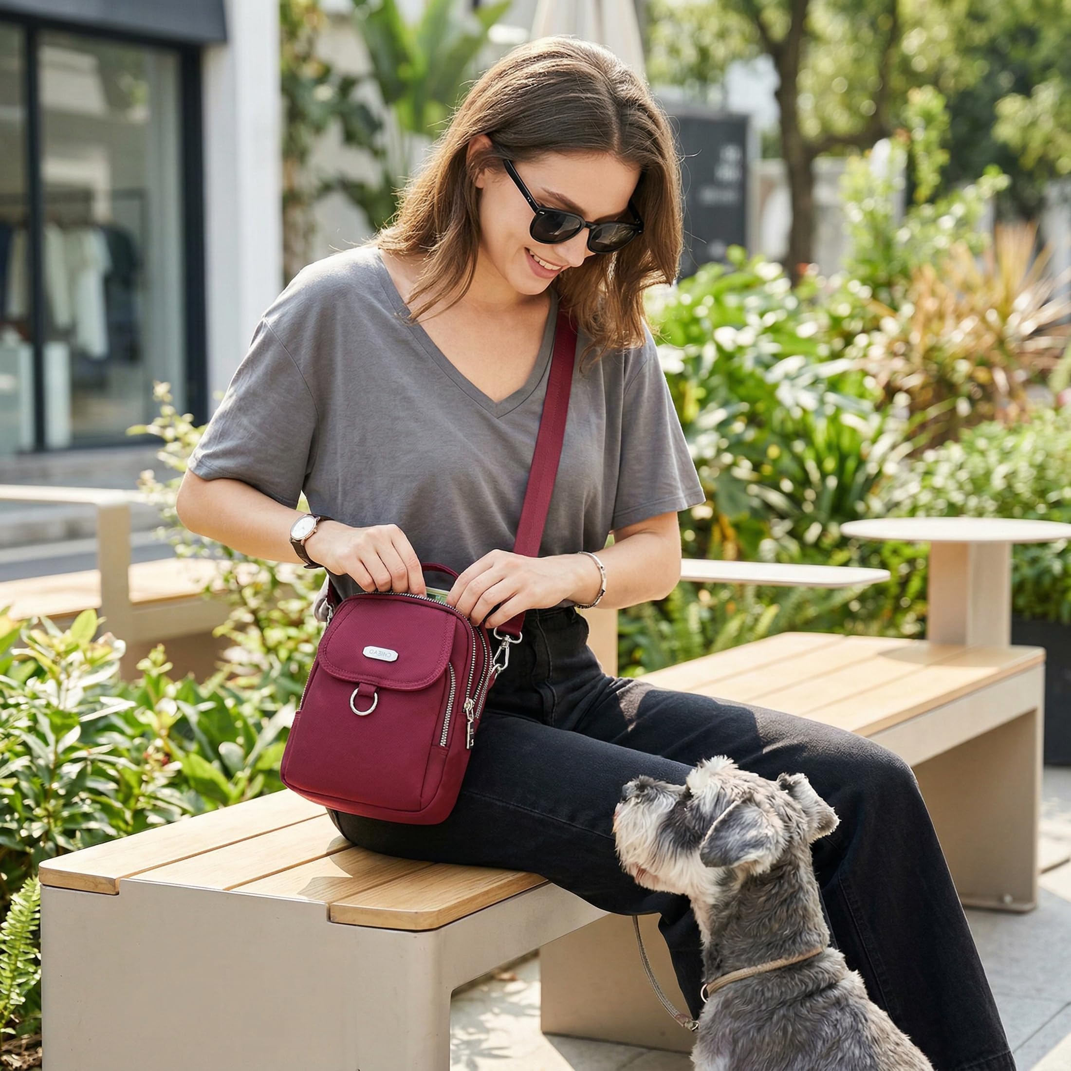 Sac à Bandoulière Femme Petit Sac Téléphone Portable Mode Fille Pochette Étanche Mini Sac à Main avec Prise Casque