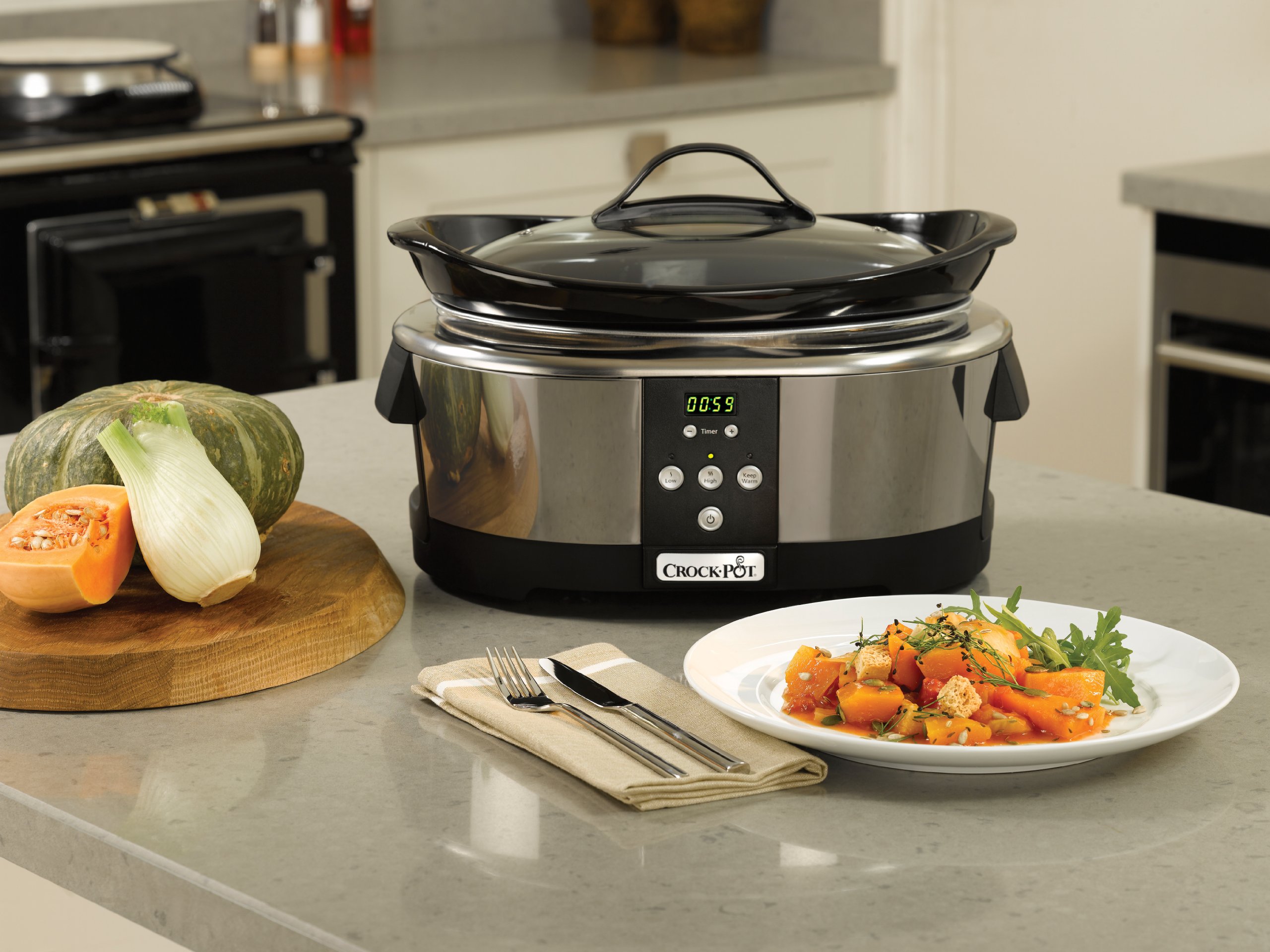 Crock-Pot Slow Cooker. 5.7 Litre. Polished Stainless Steel