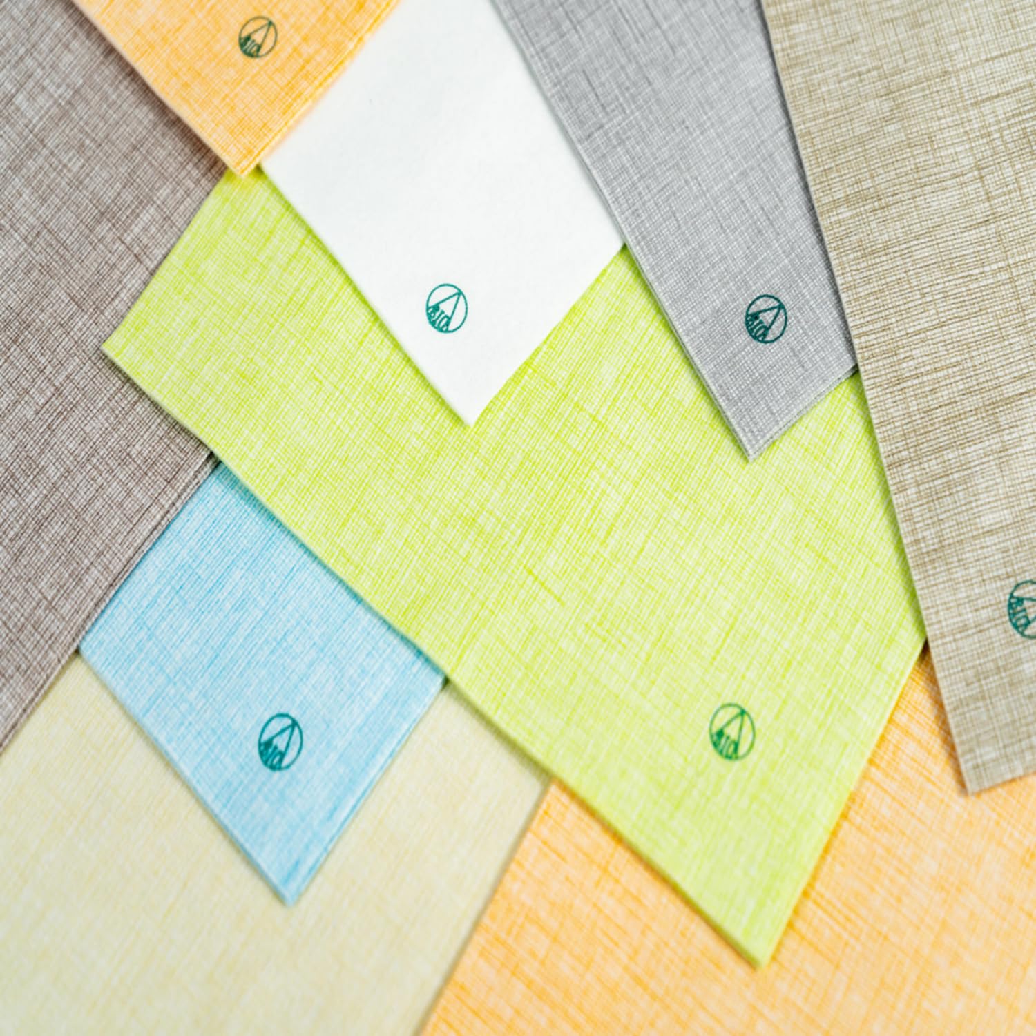 Tovaglioli usa e getta, compostabili, simili al tessuto, 40 x 40 cm, ¼ piegati BIO-EASY, effetto lino, ideali per matrimoni, battesimi, comunioni, compleanni, 50 pezzi (crema)