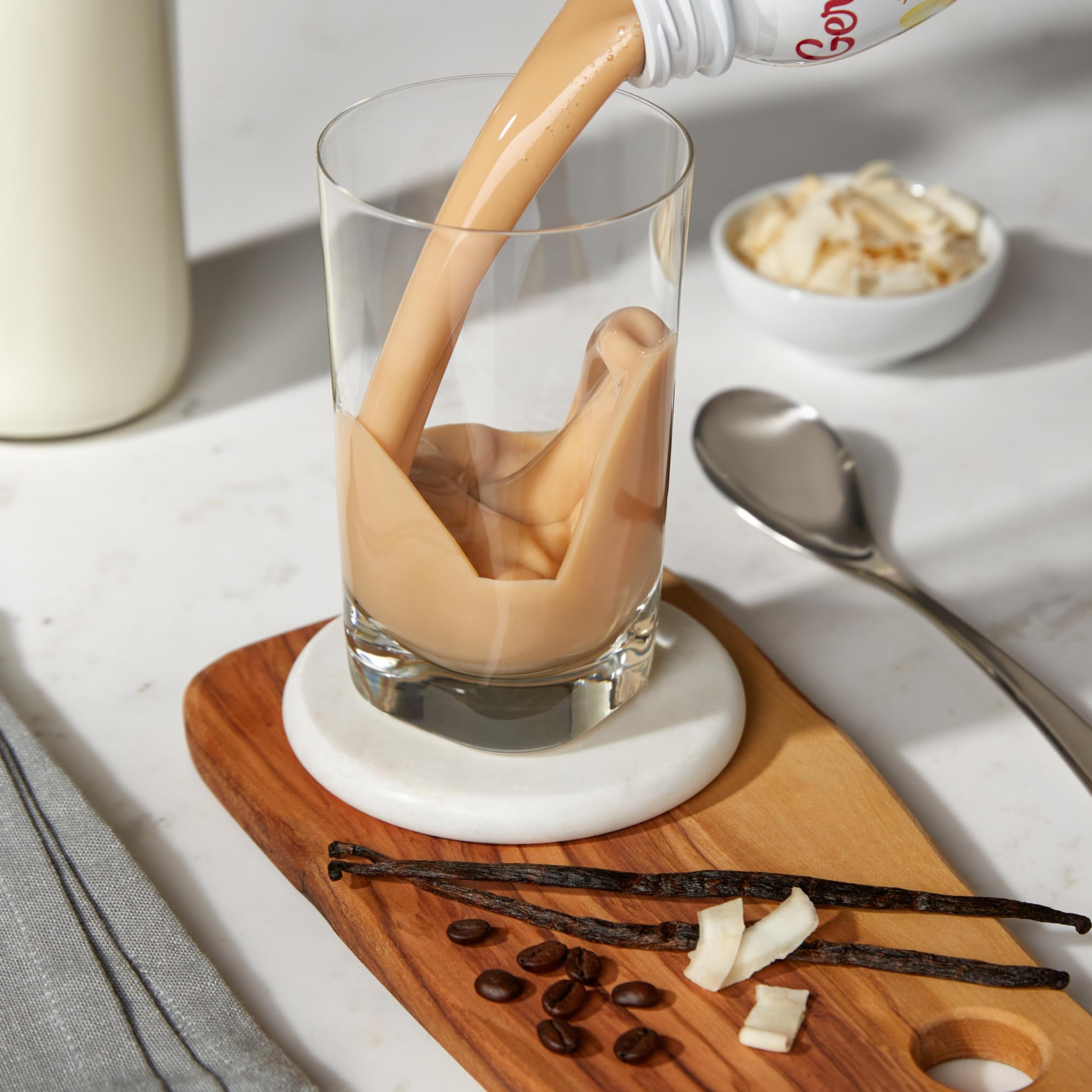 Gerlinéa - Boisson saveur Vanille - Repas à Boire Equilibré et Complet - Riche en Protéines - Sans Huile de Palme - 4 Repas - 4 x 236 ml (Lot de 2)