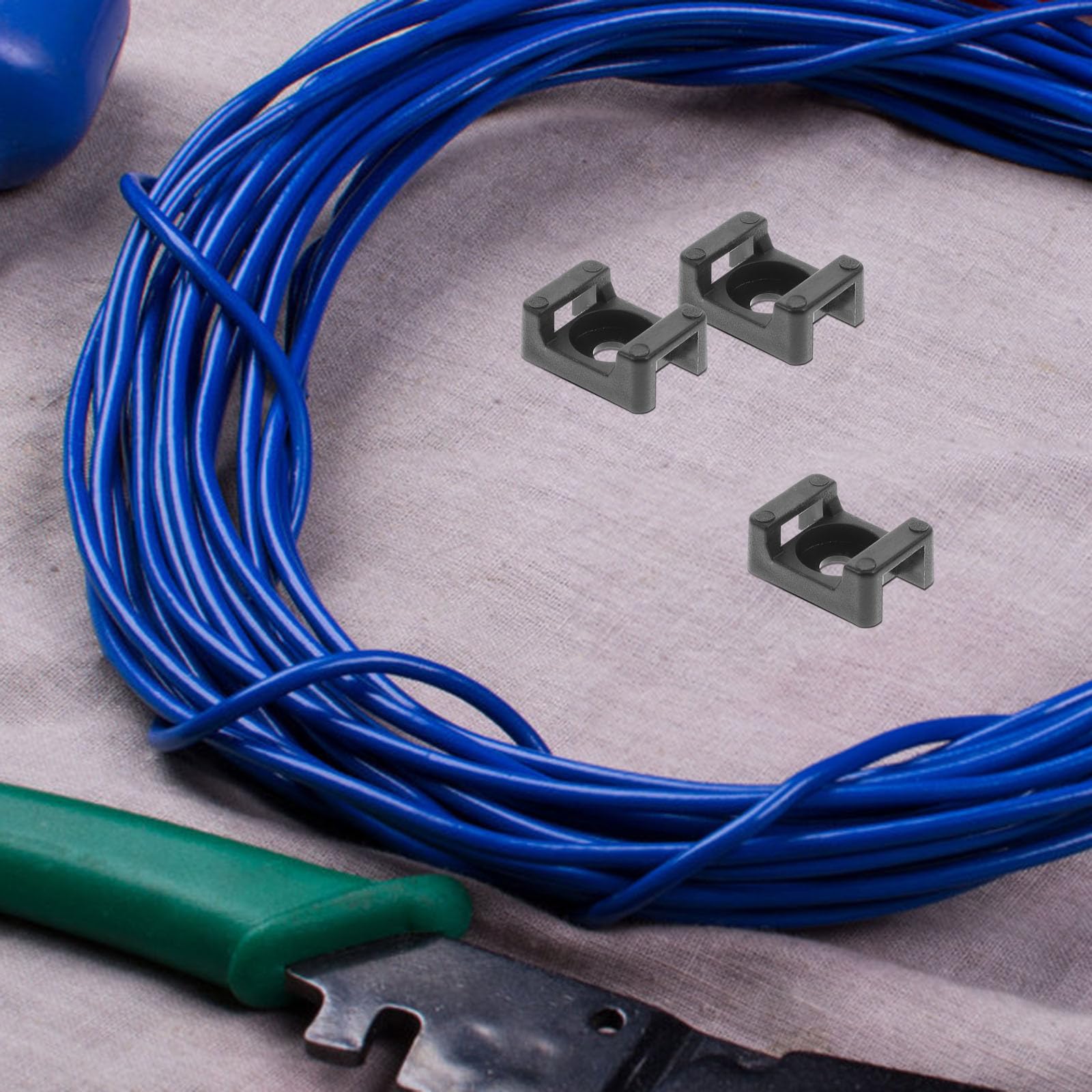 BESPORTBLE Fascette Stabile Sella Supporto Nero a Fissaggio e in Abs Luci 500 Pezzi Viti, Clip Cablaggio di Natale Cavi USB Casa e Scuola