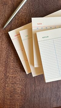 Difference Introduction 4-Piece Desktop Undated Planner Set (Targets, Weekly Planner, Dotted and Striped Notepad)