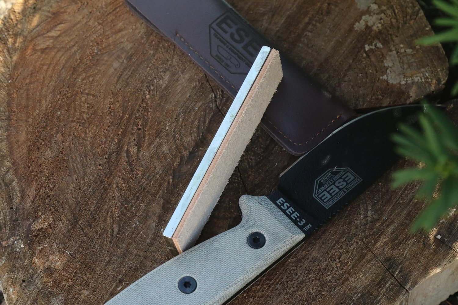 ESEE Field Sharpening Kit with Diamond Hone & Leather Strop (Medium)