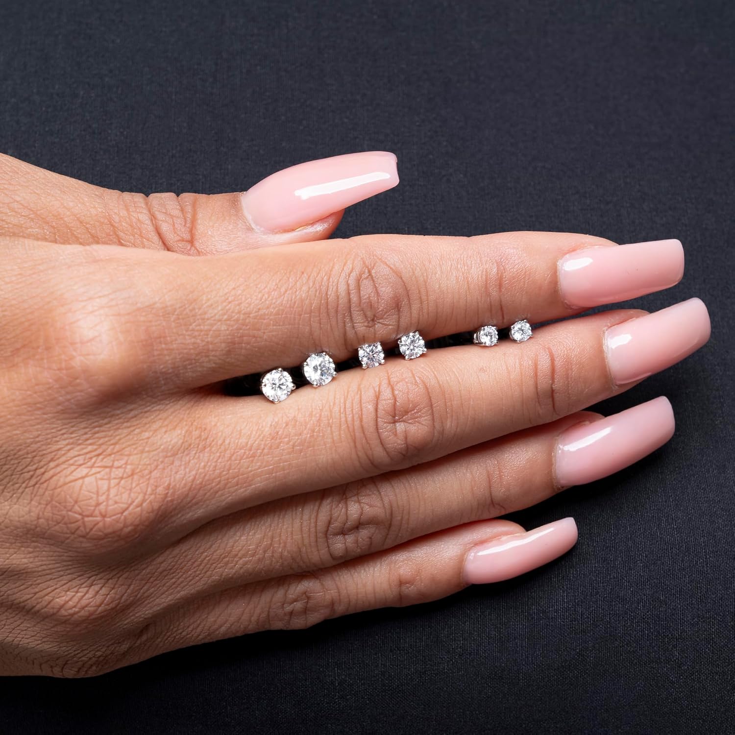 Amazon Essentials 0.25 to 1 Carat IGI Certified Solitaire Lab Grown Diamond Stud 14k Gold 4 Prong Round Cut Earrings (G-H Color VS1-VS2 Clarity) - Image 4