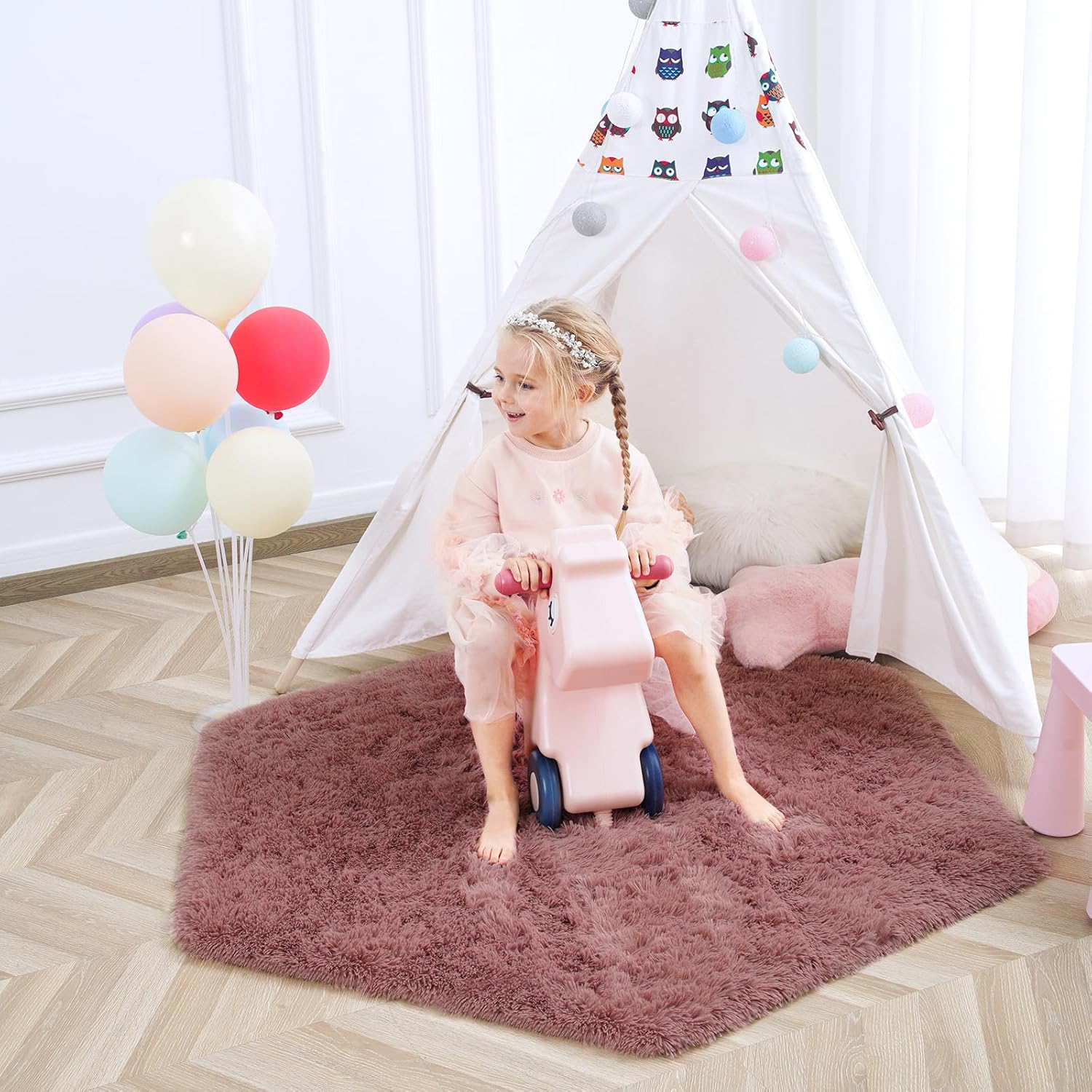 junovo Ultra Soft Rug for Nursery Children Room Baby Room Home Decor Dormitory Hexagon Carpet for Playhouse Princess Tent Kids Play Castle, Diameter 4.6 ft, Blush