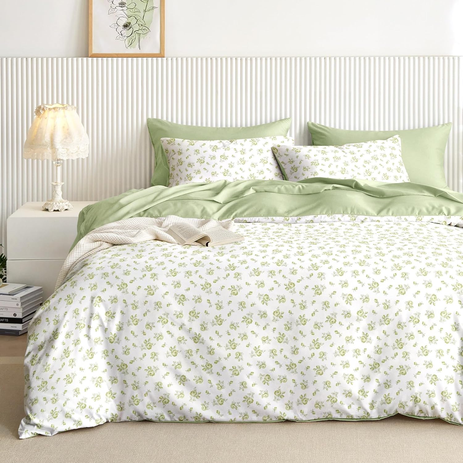 Wake In Cloud - Floral Comforter Set, Coquette Cottagecore Aesthetic Flower Shabby Chic Pattern for Women Teen Girls, Soft Lightweight Bedding, 3 Pieces, White Green, Twin/Twin XL Size - Image 3